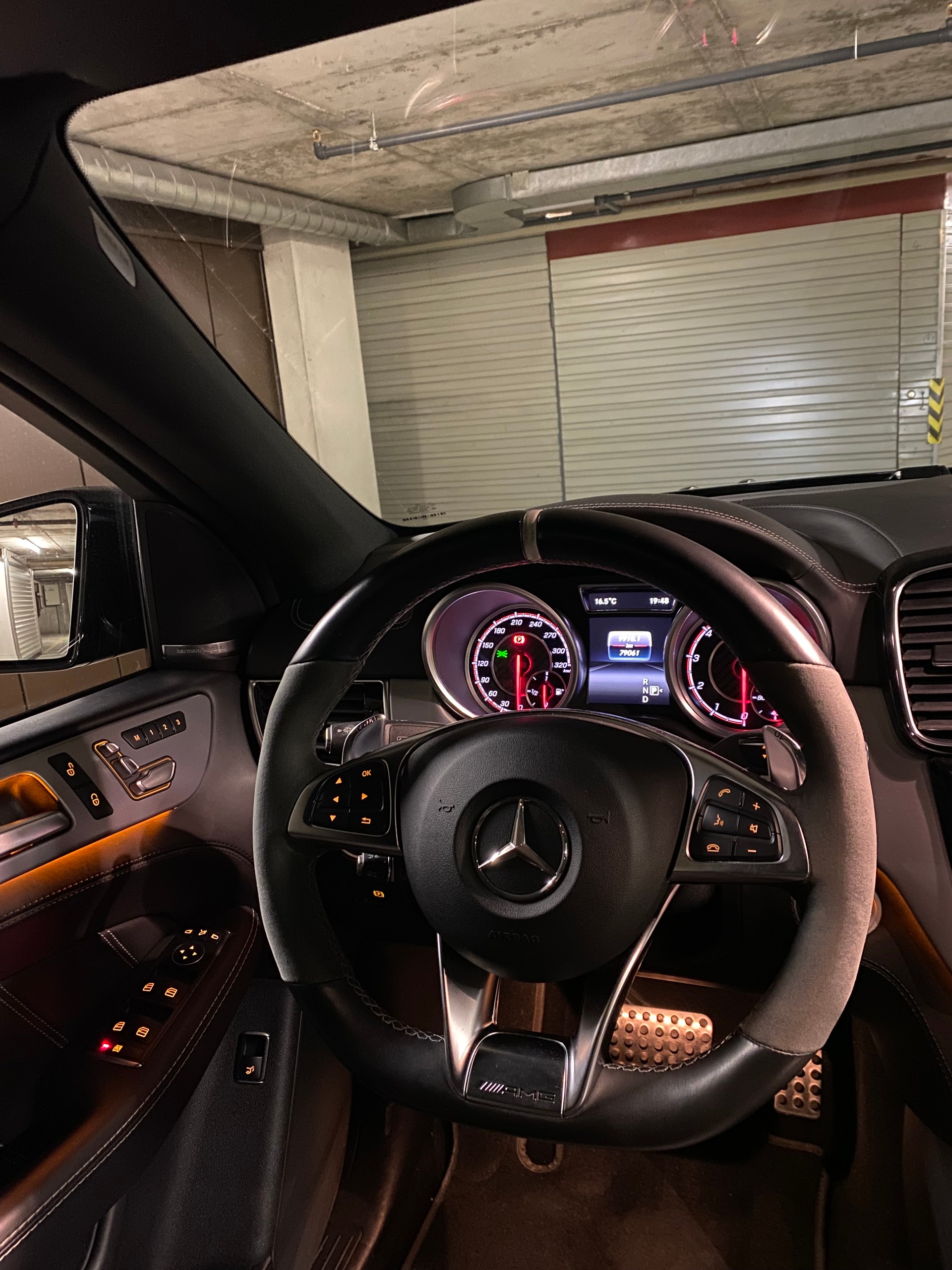 MERCEDES-BENZ GLE Coupé 63 S AMG 4Matic Speedshift-image-16