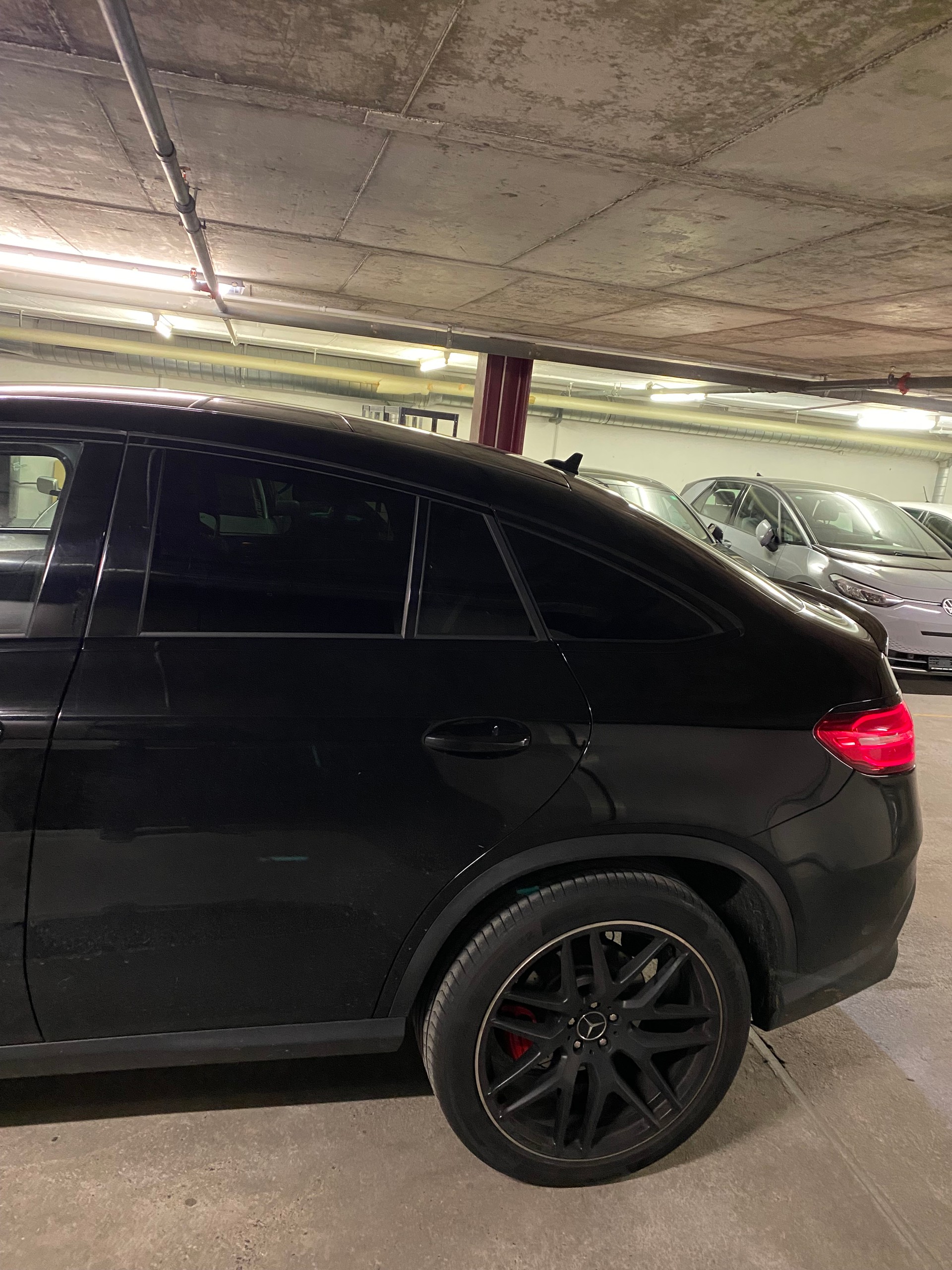 MERCEDES-BENZ GLE Coupé 63 S AMG 4Matic Speedshift-image-3