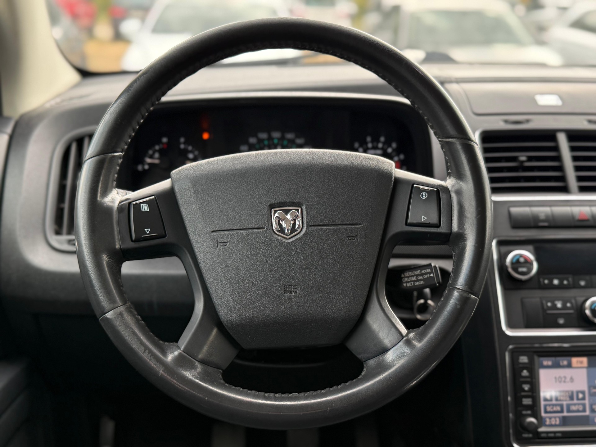 DODGE Journey 2.4 SXT-image-25