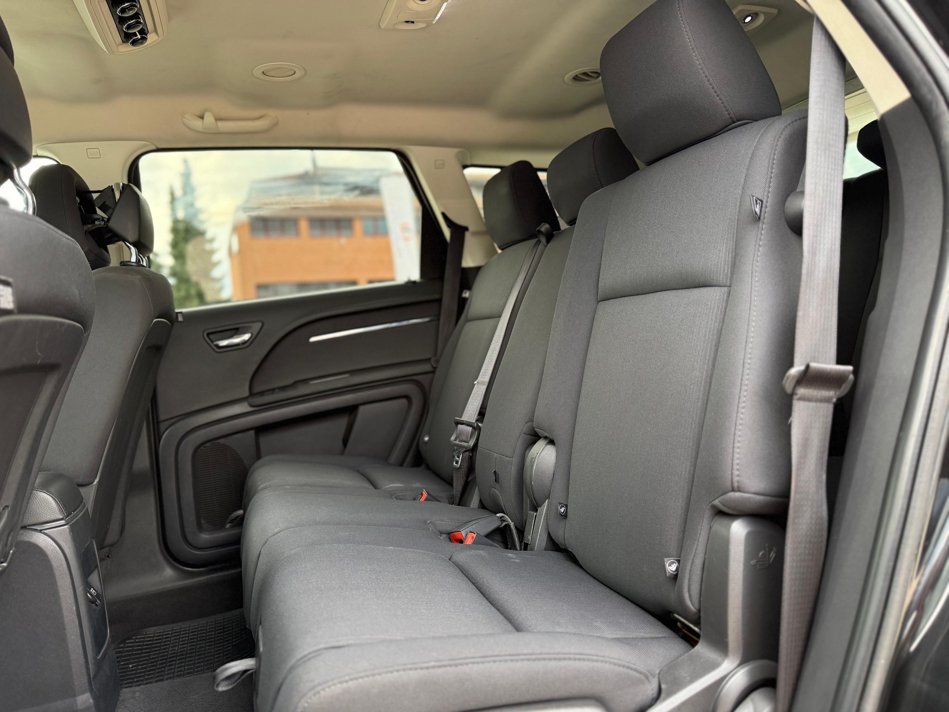 DODGE Journey 2.4 SXT-image-16