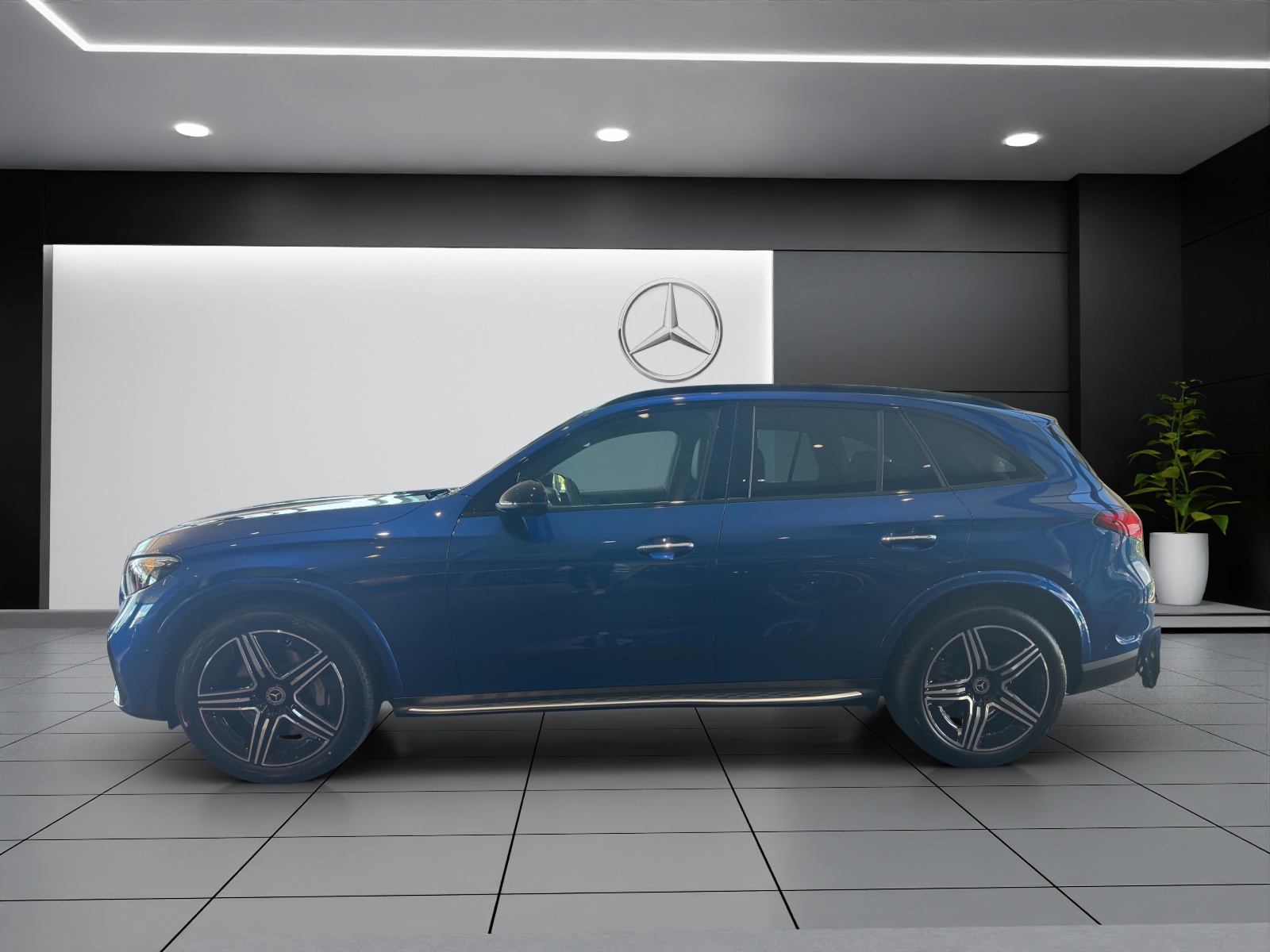 MERCEDES-BENZ GLC 220 d 4Matic 9G-Tronic-showroom-element-2