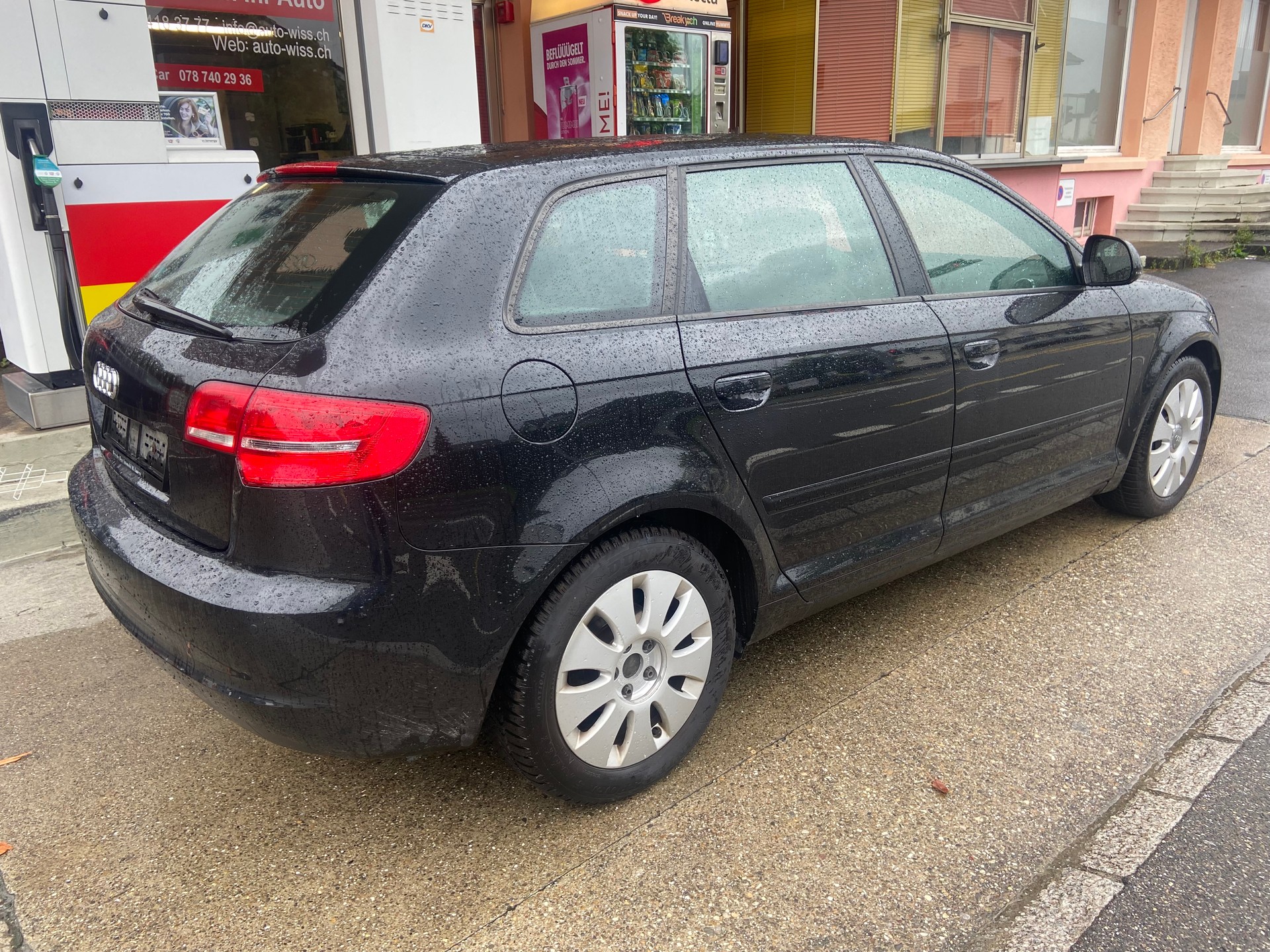 AUDI A3 Sportback 1.8 TFSI Ambition-showroom-element-3