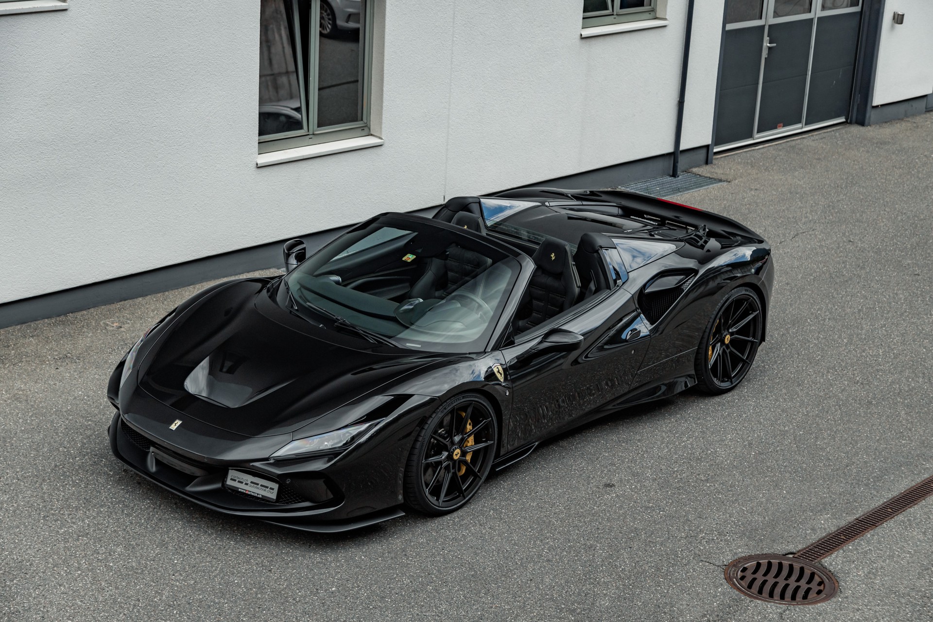 FERRARI Novitec F8 Spider-showroom-element-2