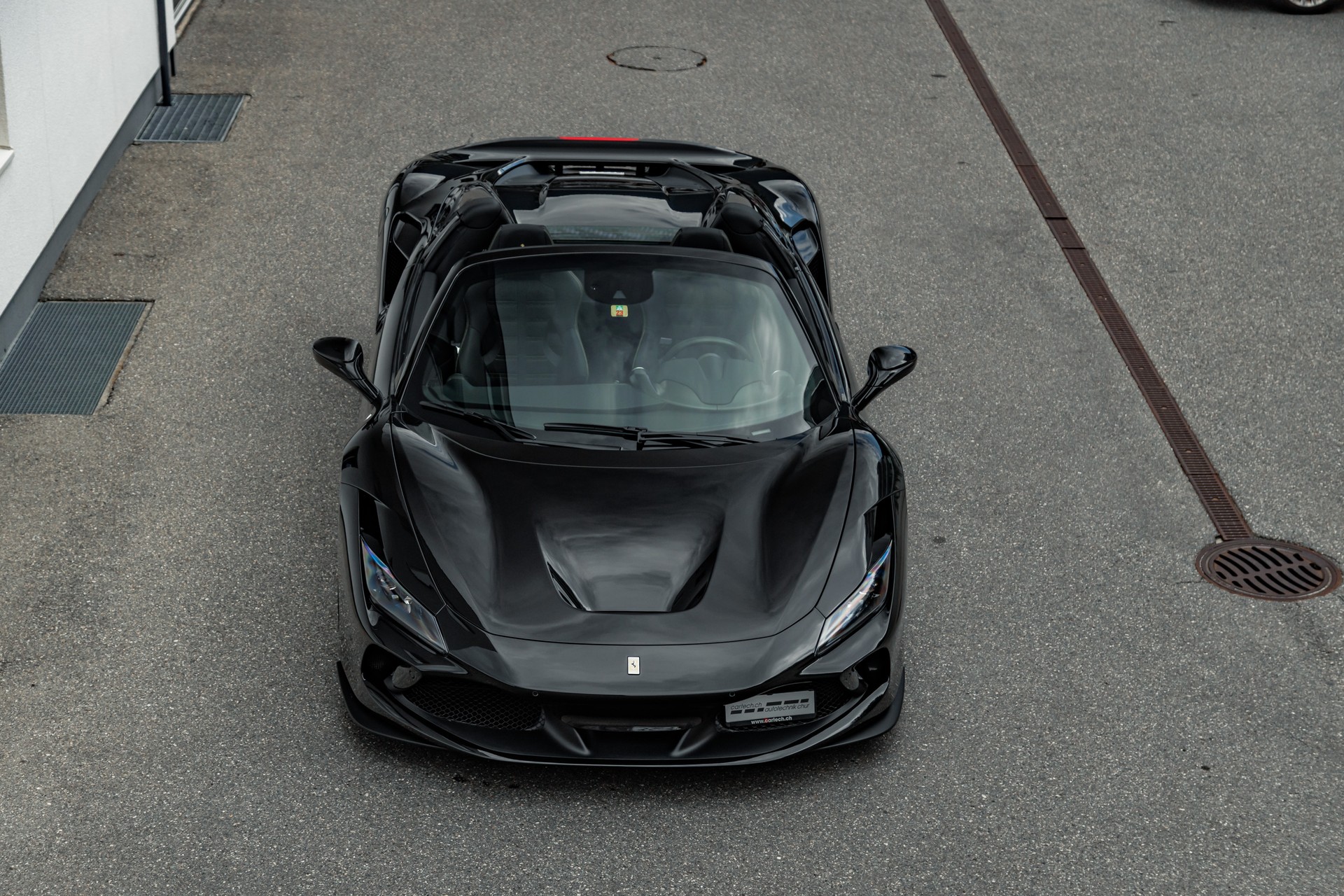 FERRARI Novitec F8 Spider-showroom-element-1