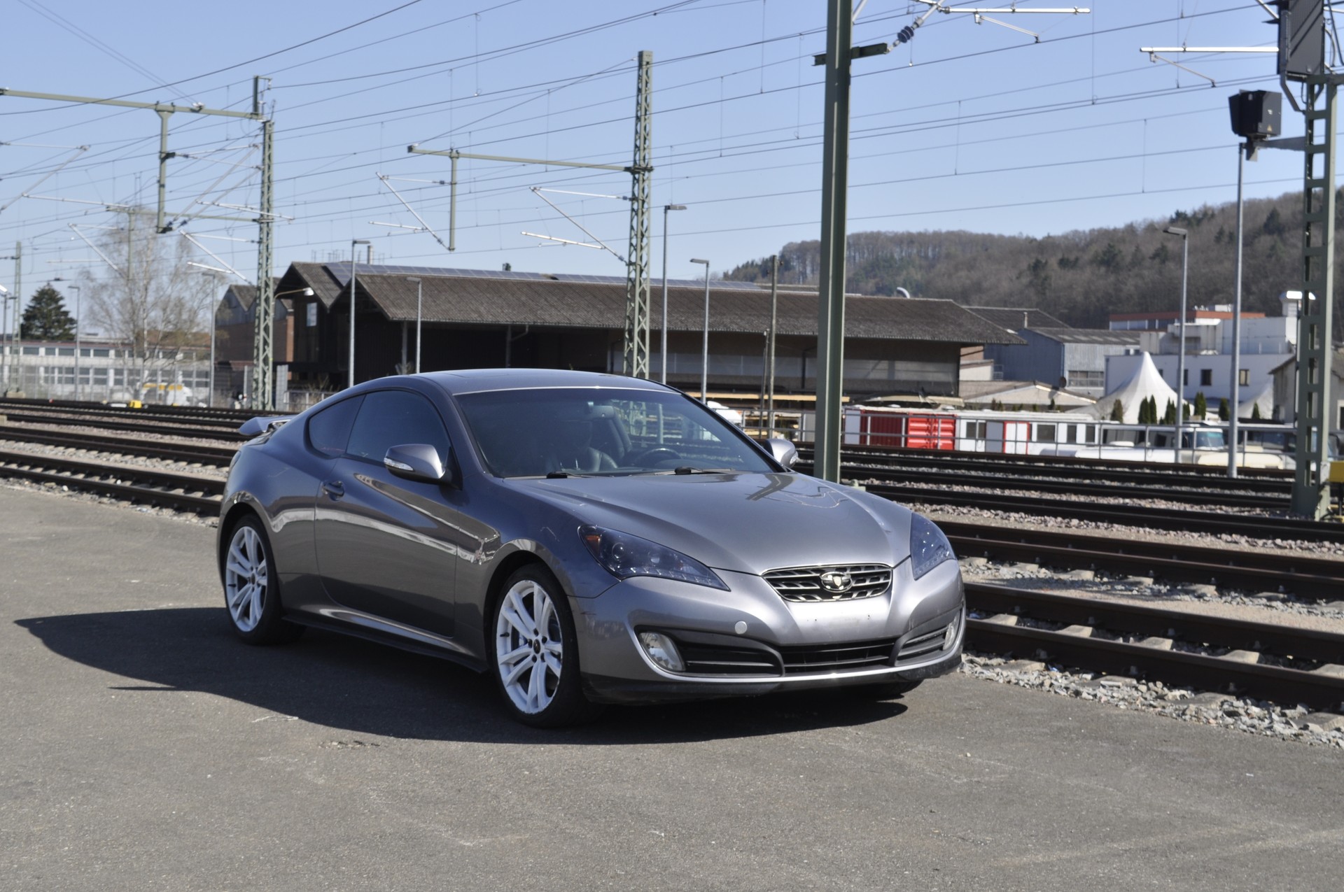 HYUNDAI Genesis 2.0 Turbo Automatic