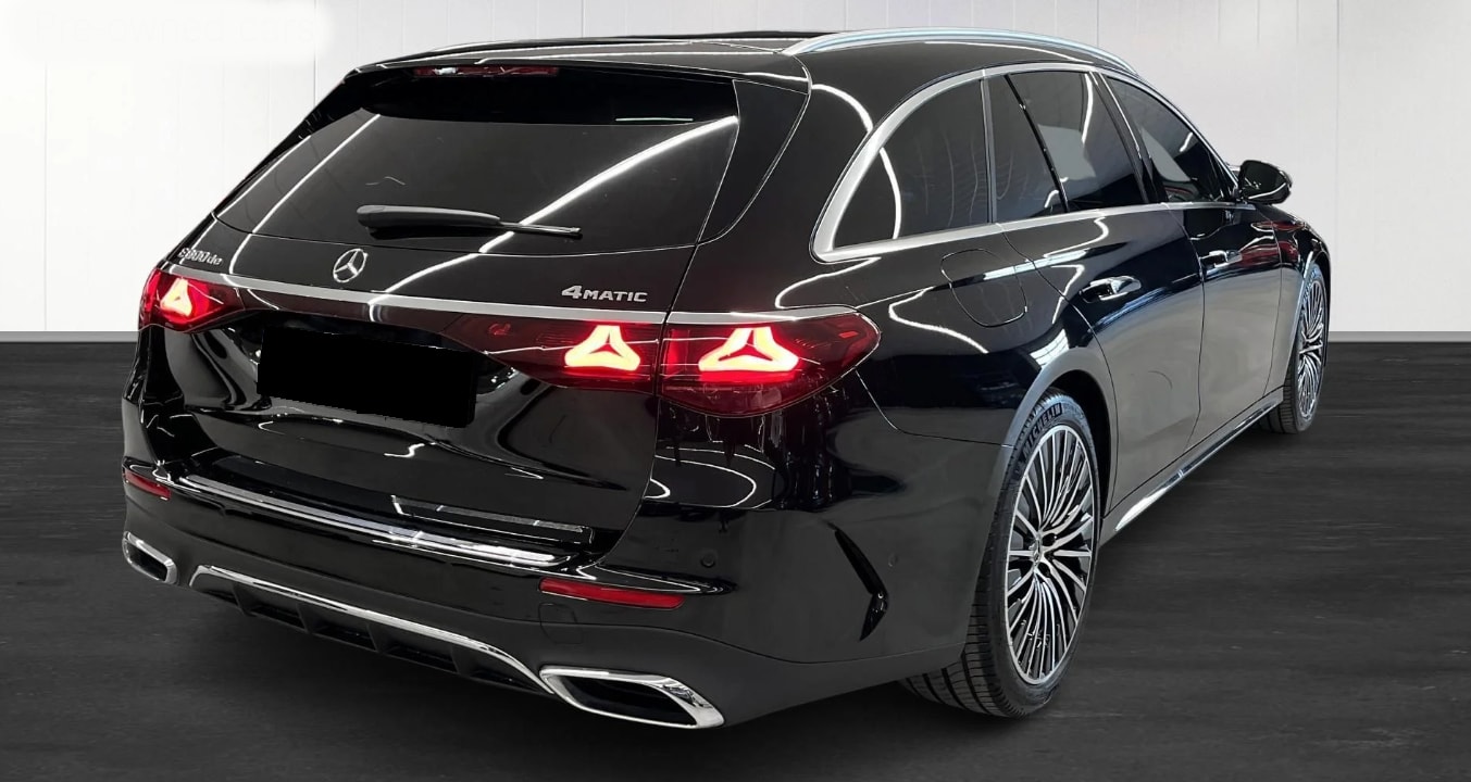 MERCEDES-BENZ E 300 de T 4Matic 9G-Tronic-showroom-element-1