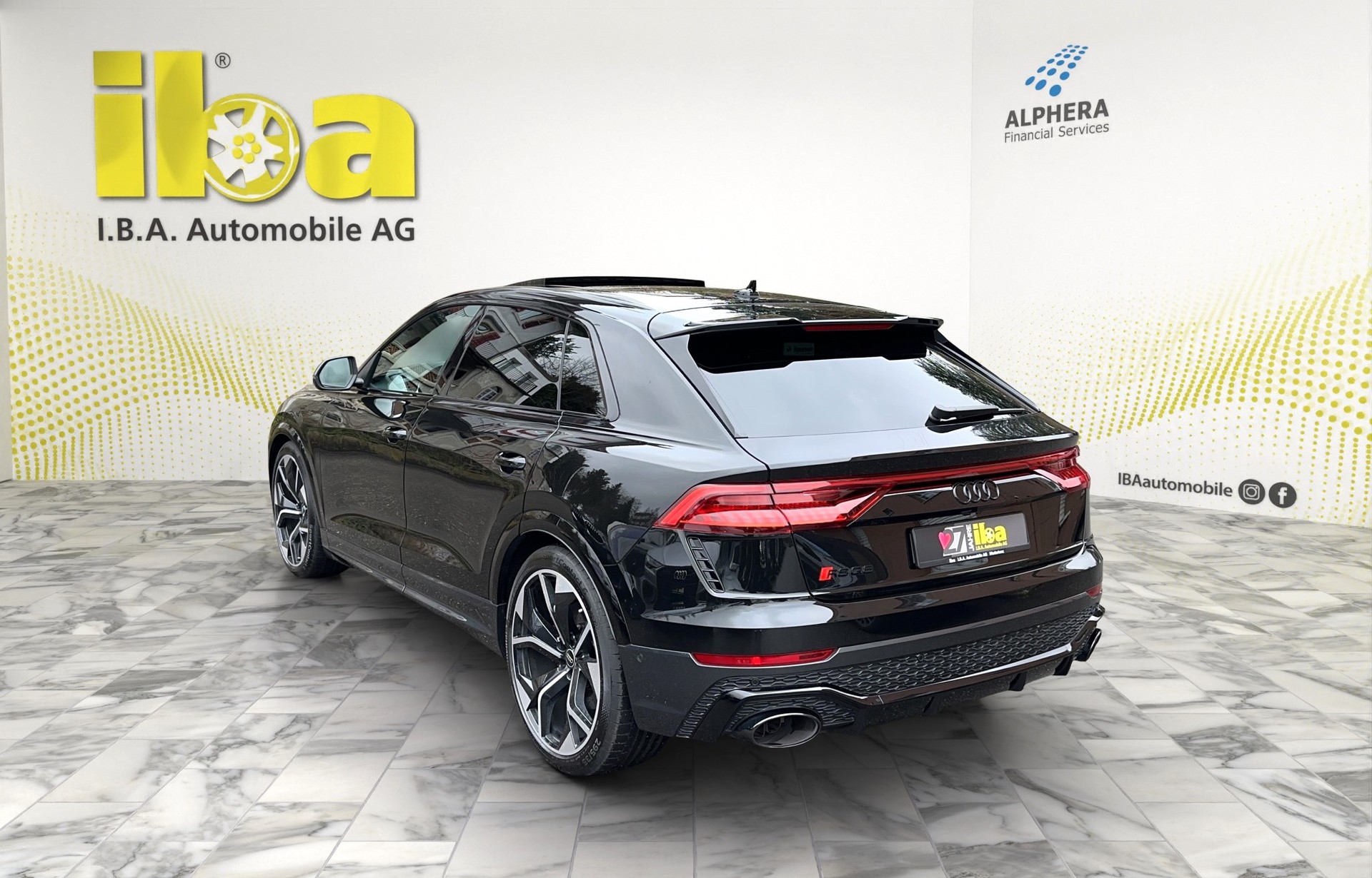 AUDI RSQ8 quattro Keramik-showroom-element-2