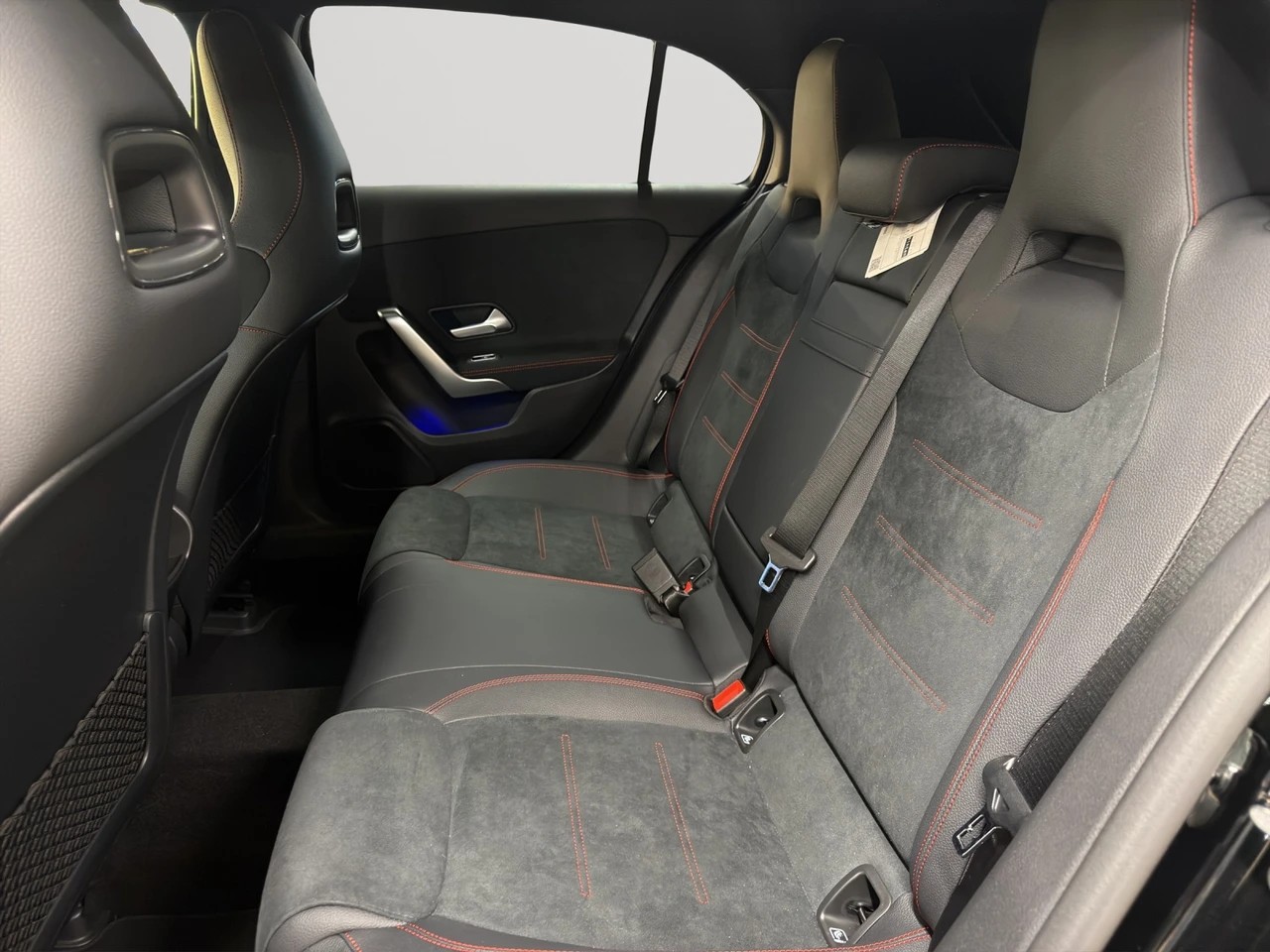 Image MERCEDES-BENZ A-220 A 220 4Matic 8G-DCT