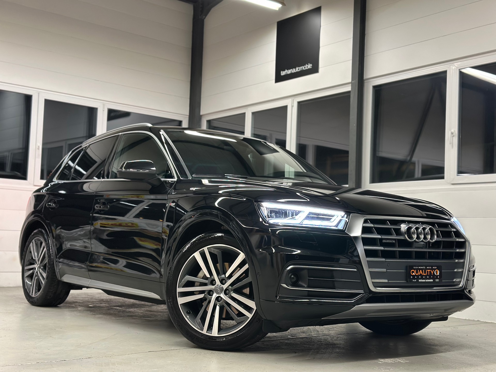 AUDI Q5 2.0 TDI sport quattro S-tronic