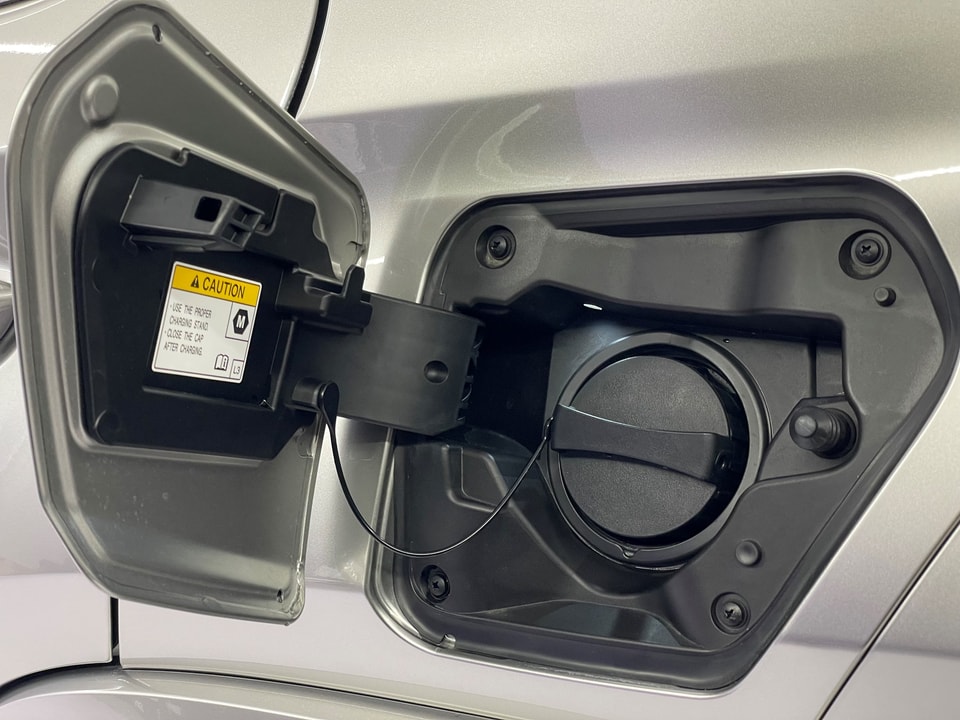 UX 300e Excellence Electric