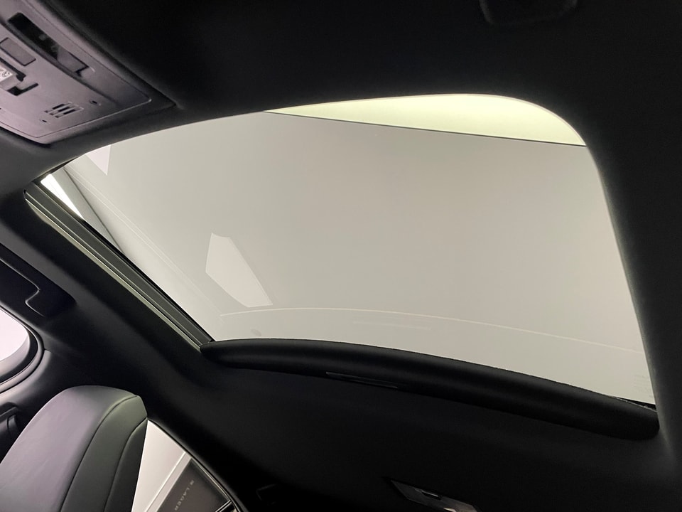 UX 300e Excellence Electric