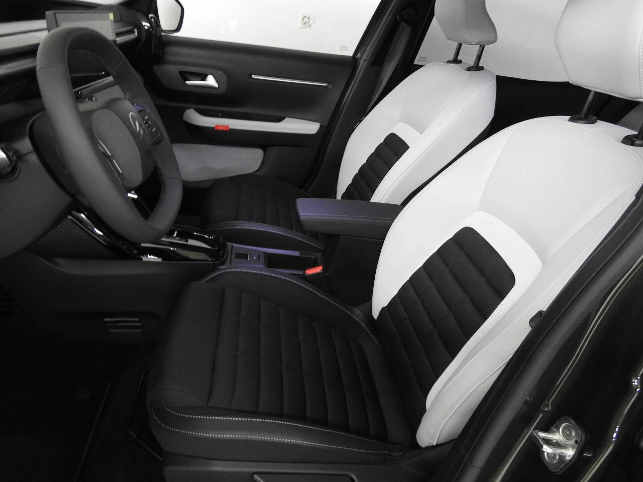 CITROEN C3 Aircross 1.2 Hybrid Max-image-15