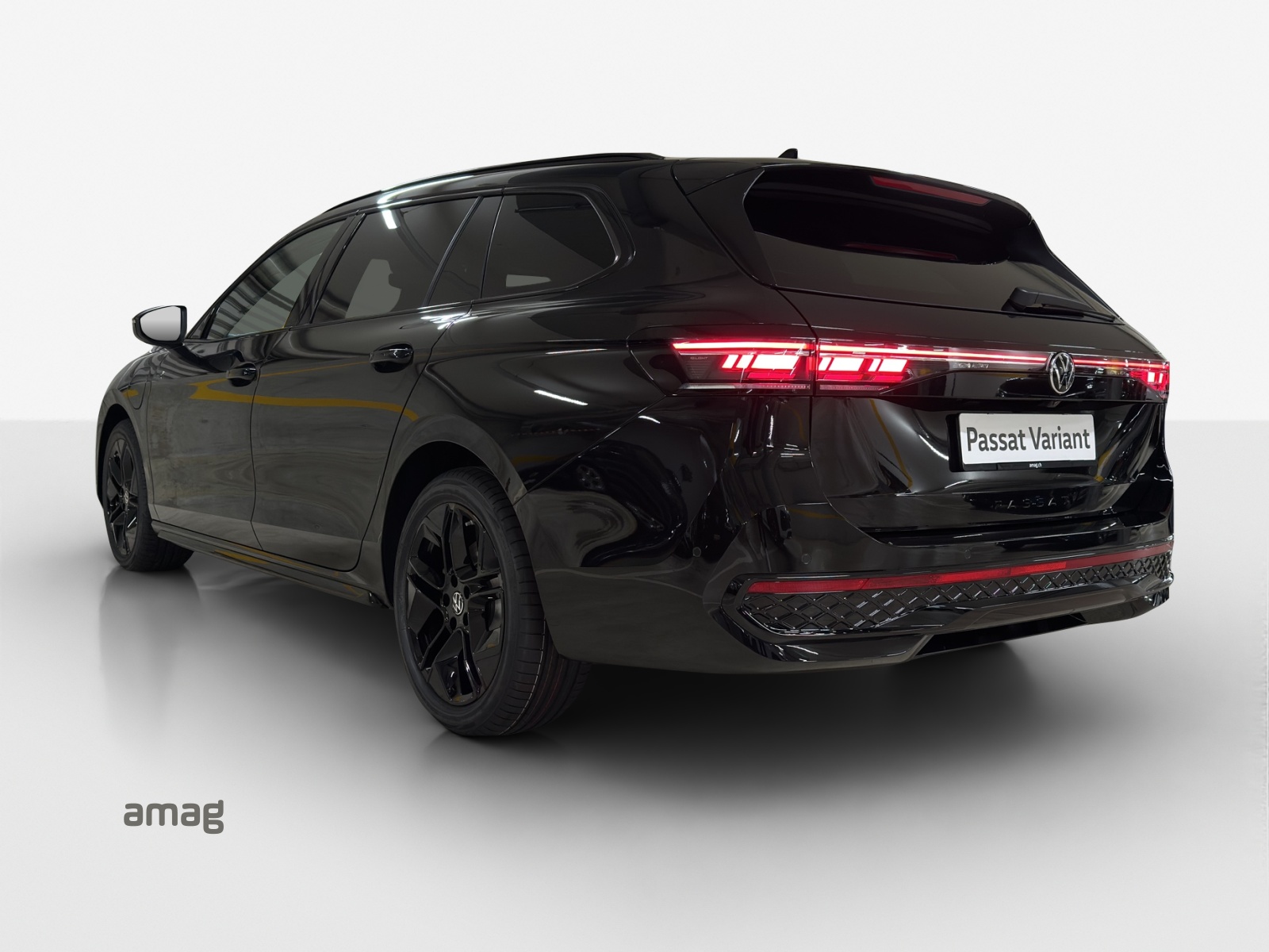 VW Passat Variant 1.5 TSI evo2 Plug-In- Hybrid R-Line DSG-showroom-element-2