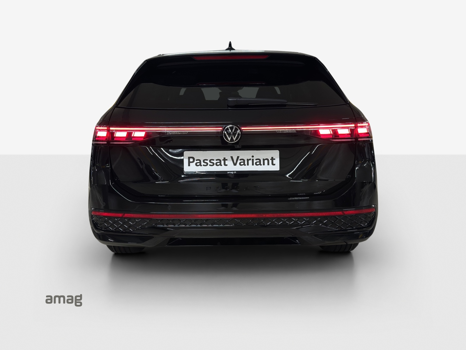 VW Passat Variant 1.5 TSI evo2 Plug-In- Hybrid R-Line DSG-showroom-element-3