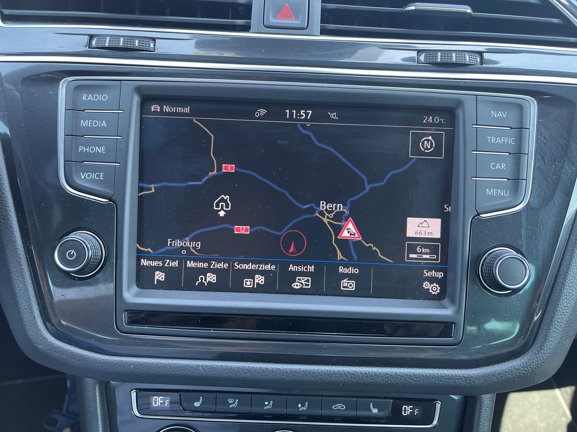 VW Tiguan 2.0 TDI R-Line Highline 4Motion DSG-image-20