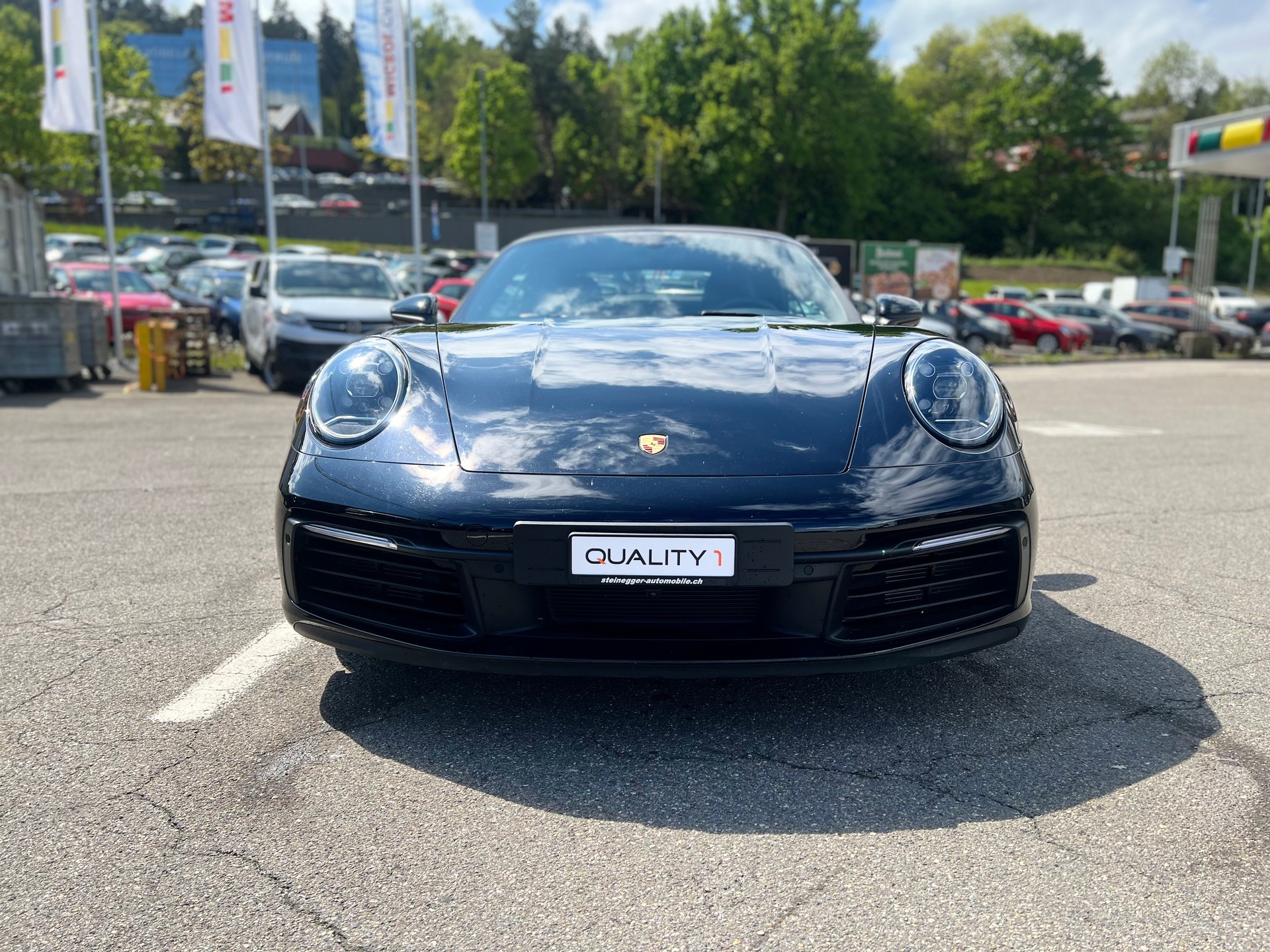 PORSCHE 4S Cabriolet-showroom-element-3