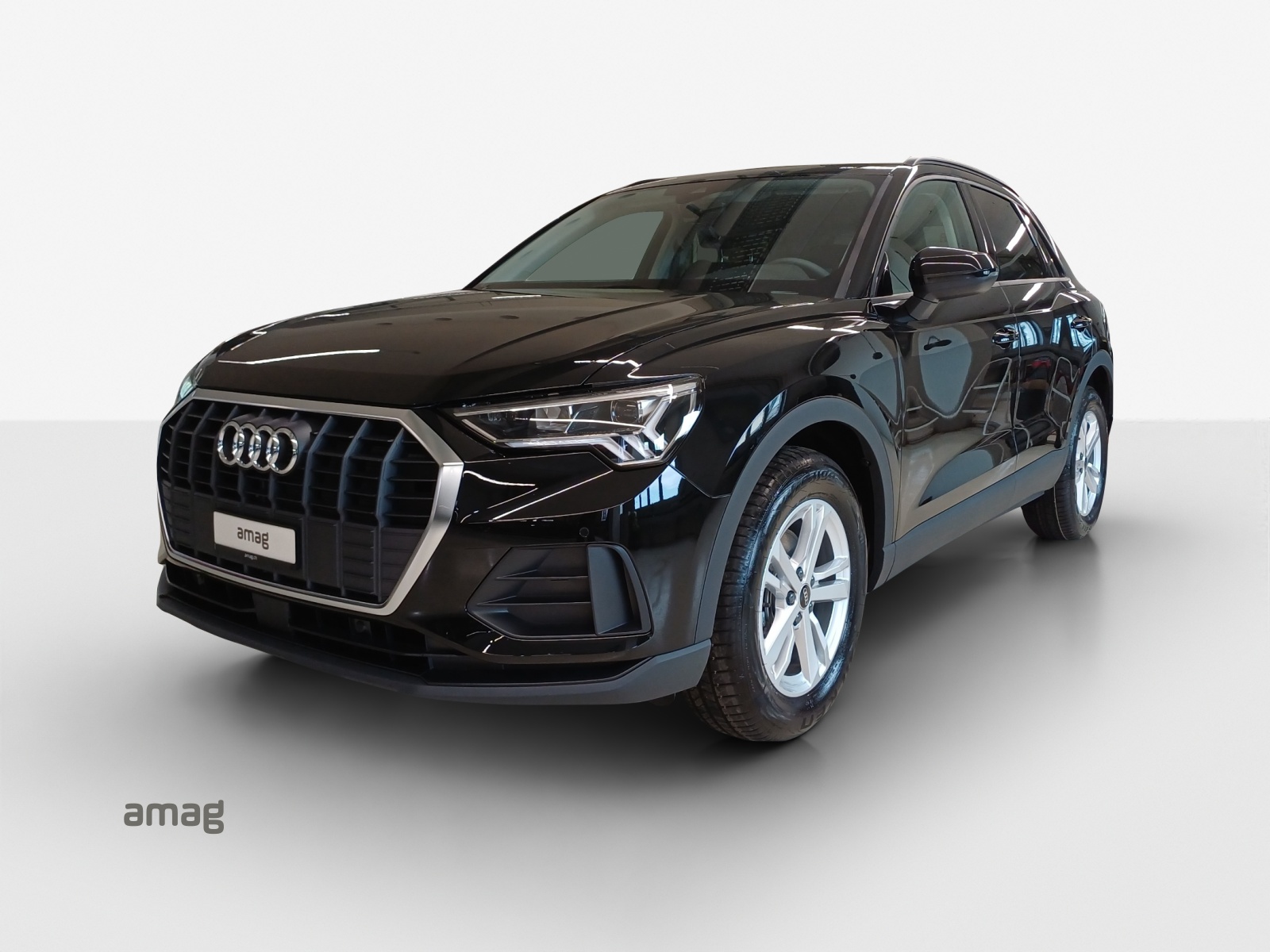 AUDI Q3 35 TFSI Attraction S-tronic