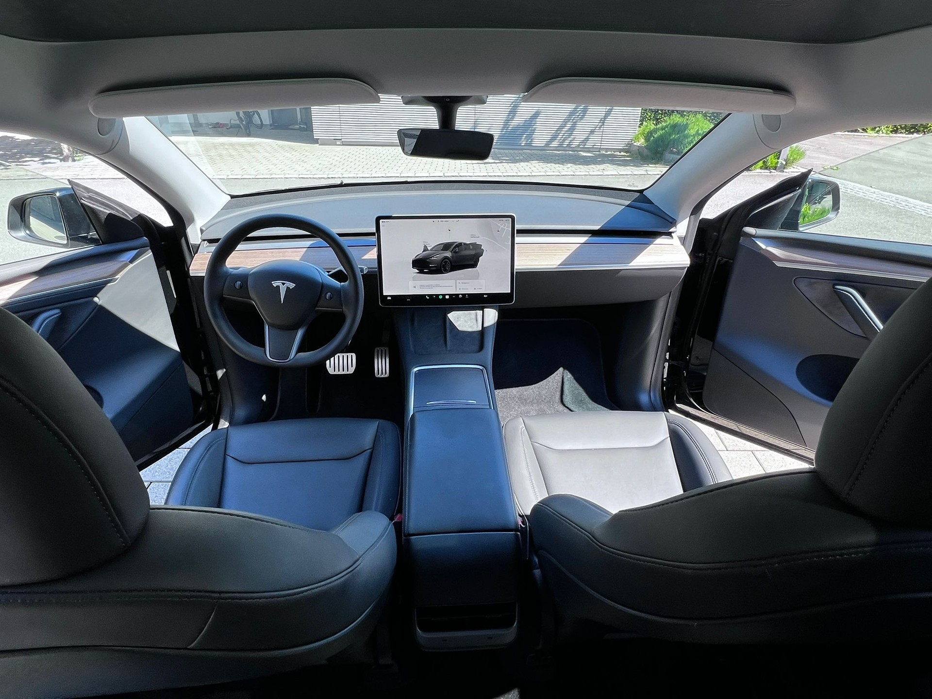 TESLA Model Y Performance-image-10