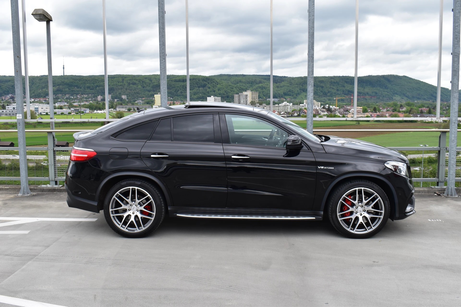 MERCEDES-BENZ GLE COUPÉ 63 S AMG 4MATIC SPEEDSHIFT BLACK l 585 PS-image-6