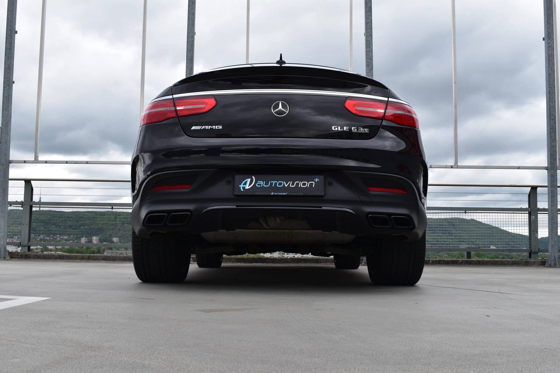 MERCEDES-BENZ GLE COUPÉ 63 S AMG 4MATIC SPEEDSHIFT BLACK l 585 PS-image-20