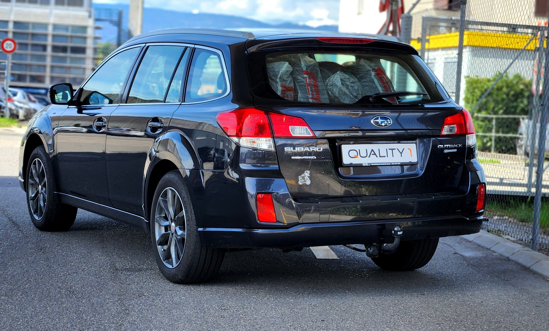 SUBARU Outback 2.5i Limited AWD Lineartronic-showroom-element-3
