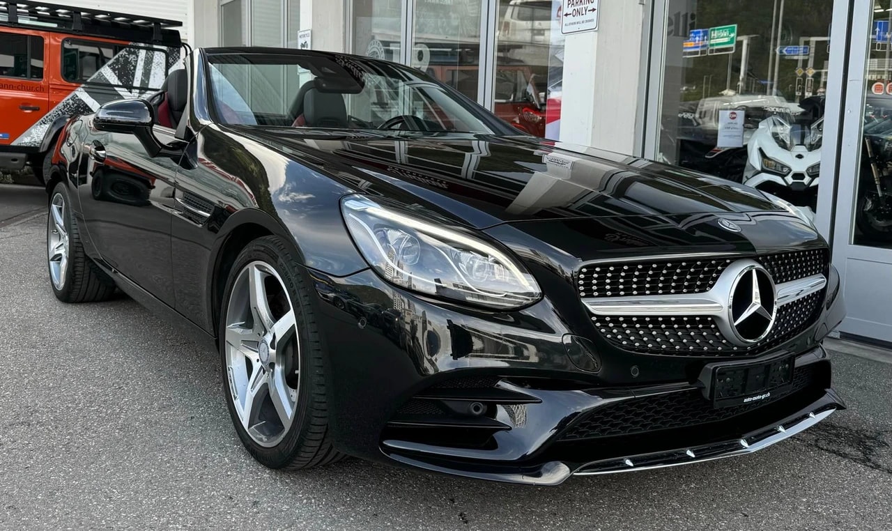 MERCEDES-BENZ SLC 300 AMG Line 9G-Tronic