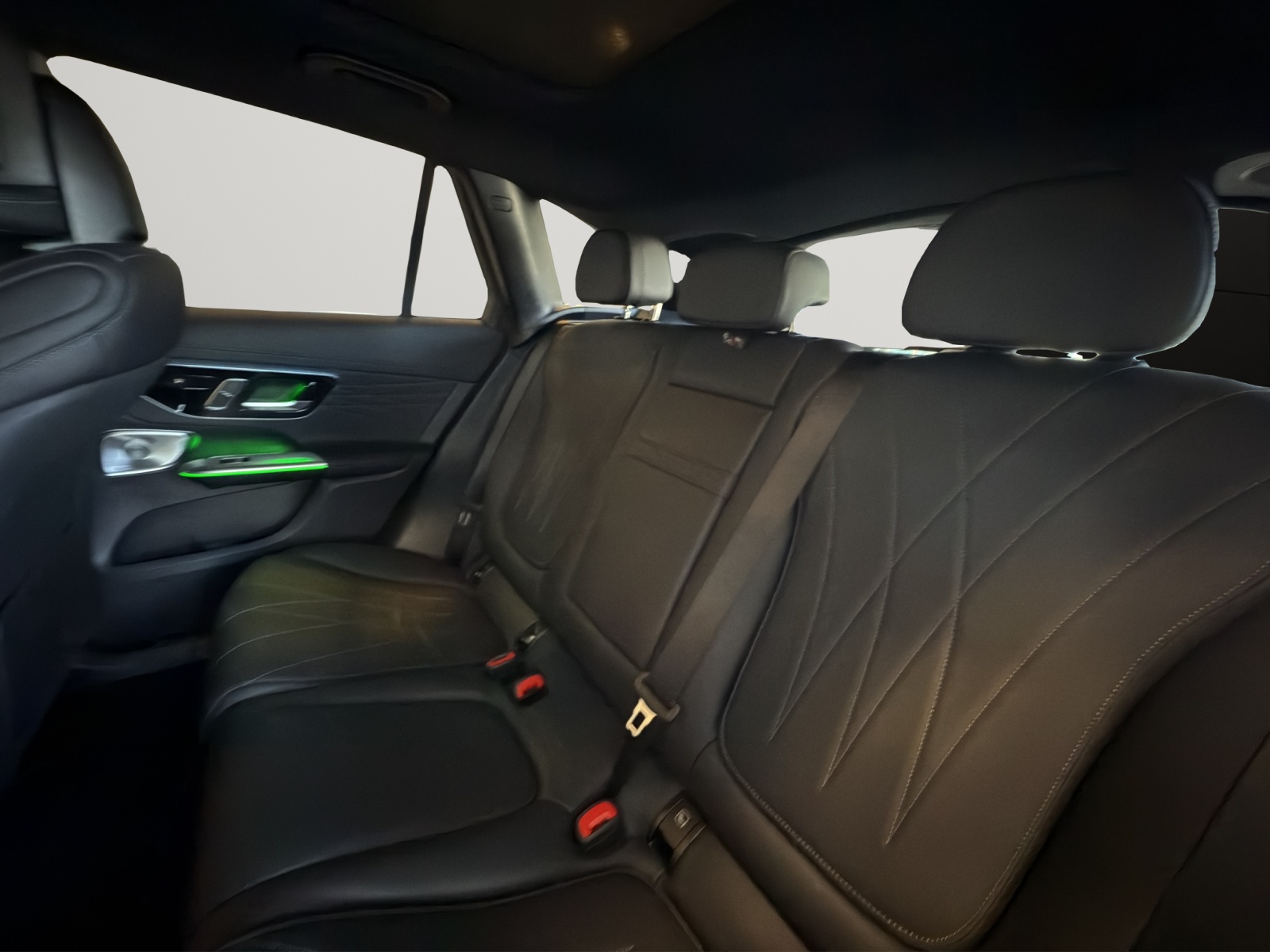 MERCEDES-BENZ GLC 400 e 4Matic EQ Star 9G-Tronic-image-8