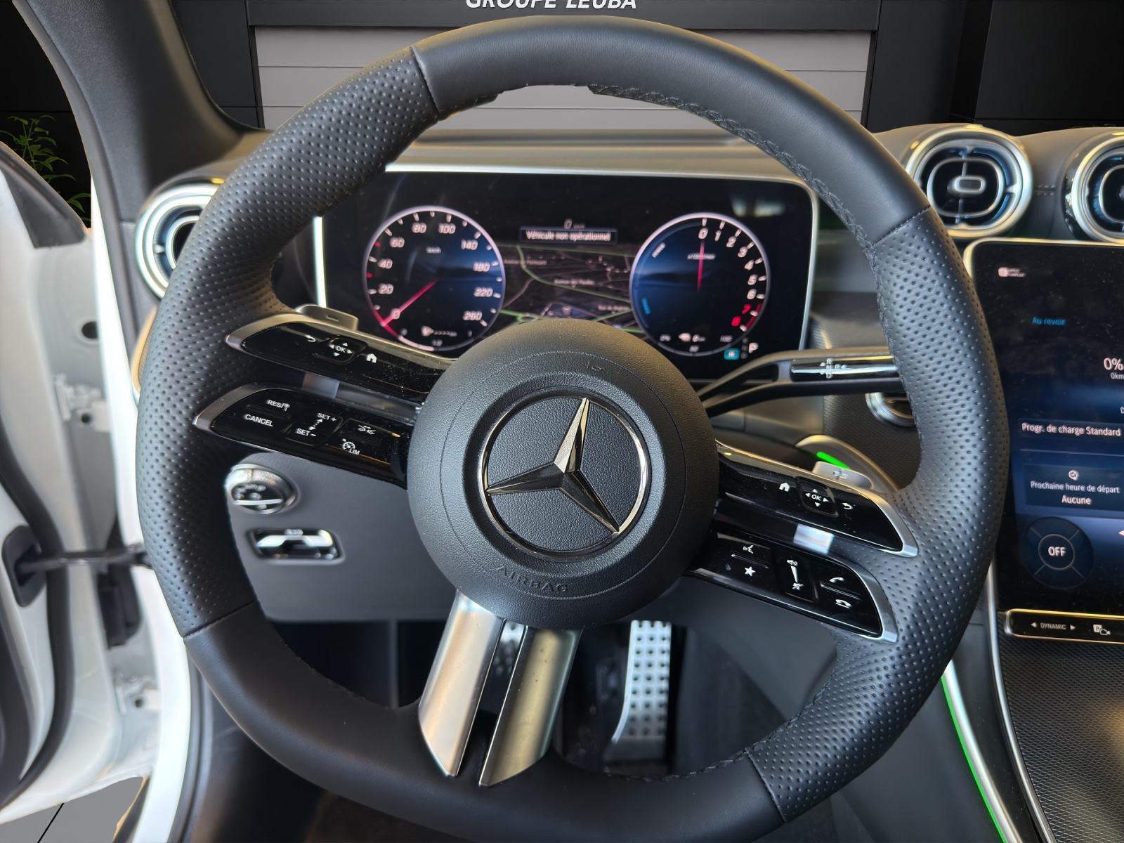 MERCEDES-BENZ GLC 400 e 4Matic EQ Star 9G-Tronic-image-13