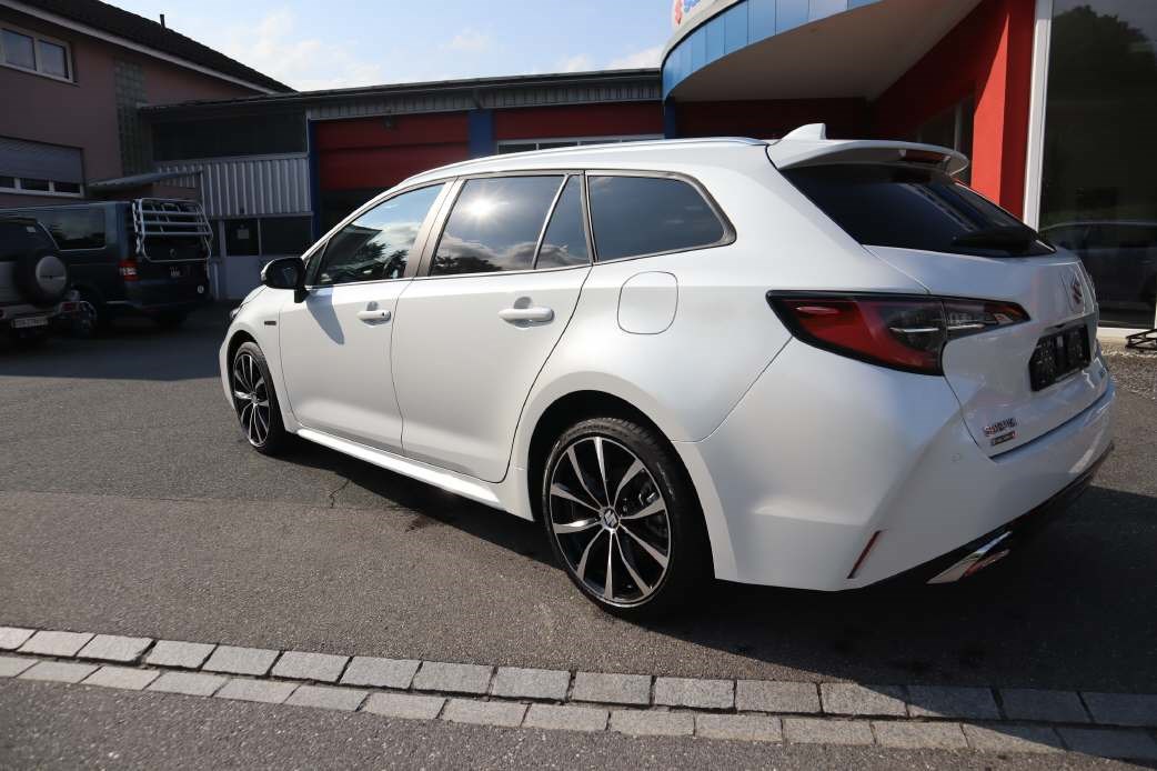 SUZUKI Swace 1.8 Compact Top Hybrid-image-3