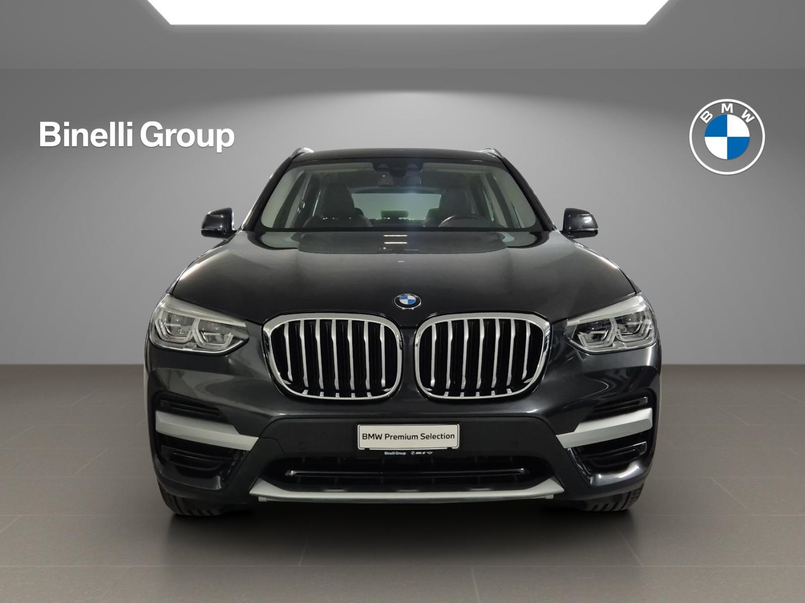 BMW X3 20d xDrive-showroom-element-1