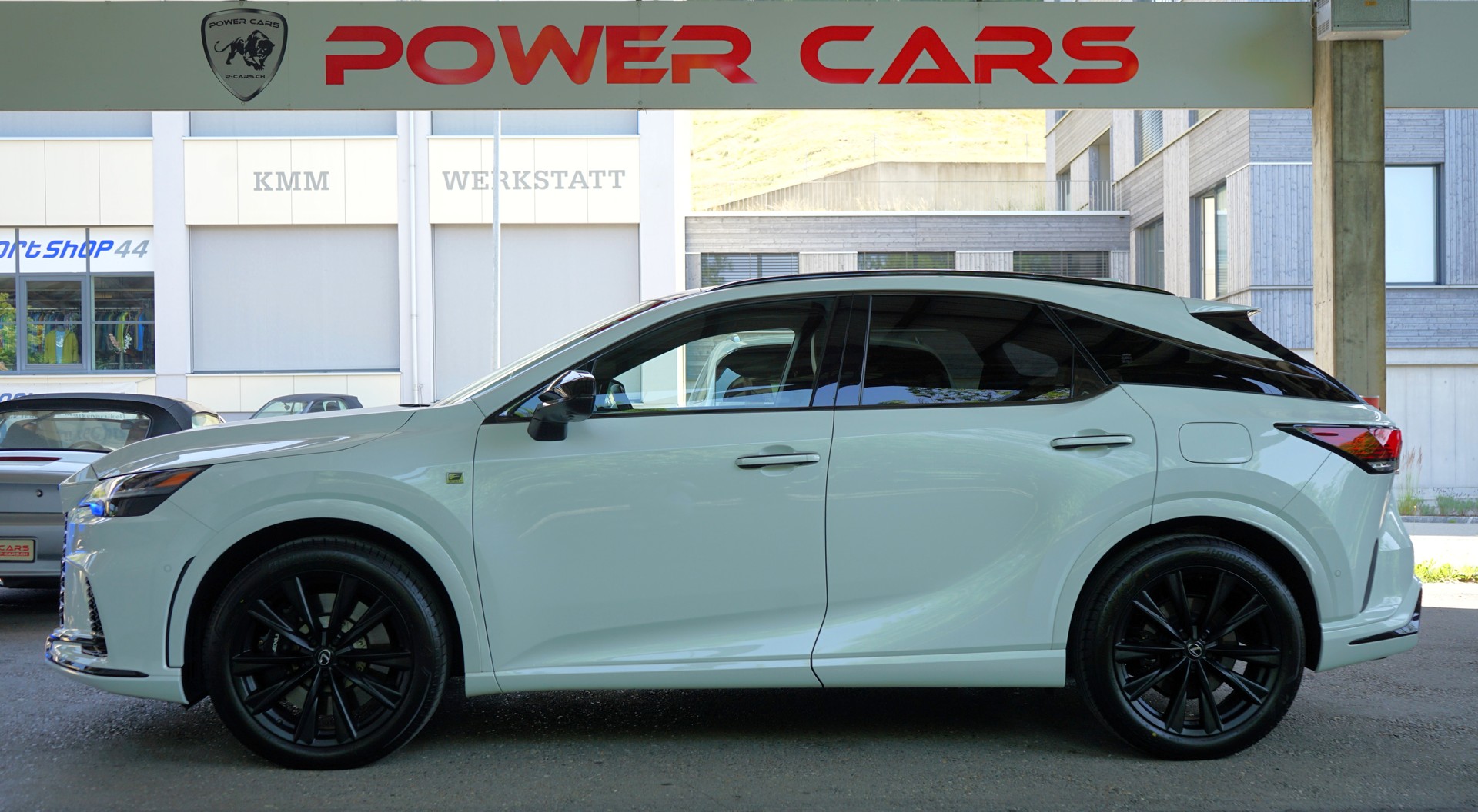 LEXUS RX 500h F Sport AWD-showroom-element-2