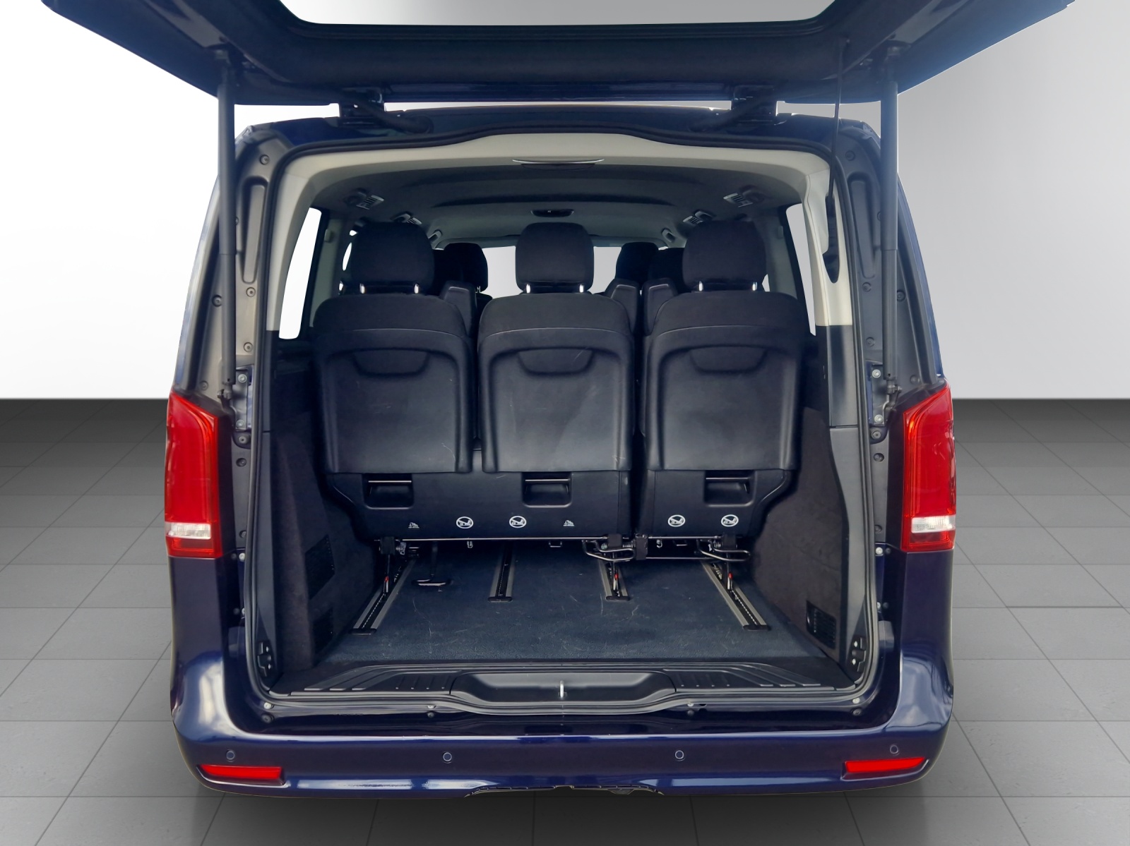 Image MERCEDES-BENZ V-220 V 220 d lang 4Matic 9G-Tronic