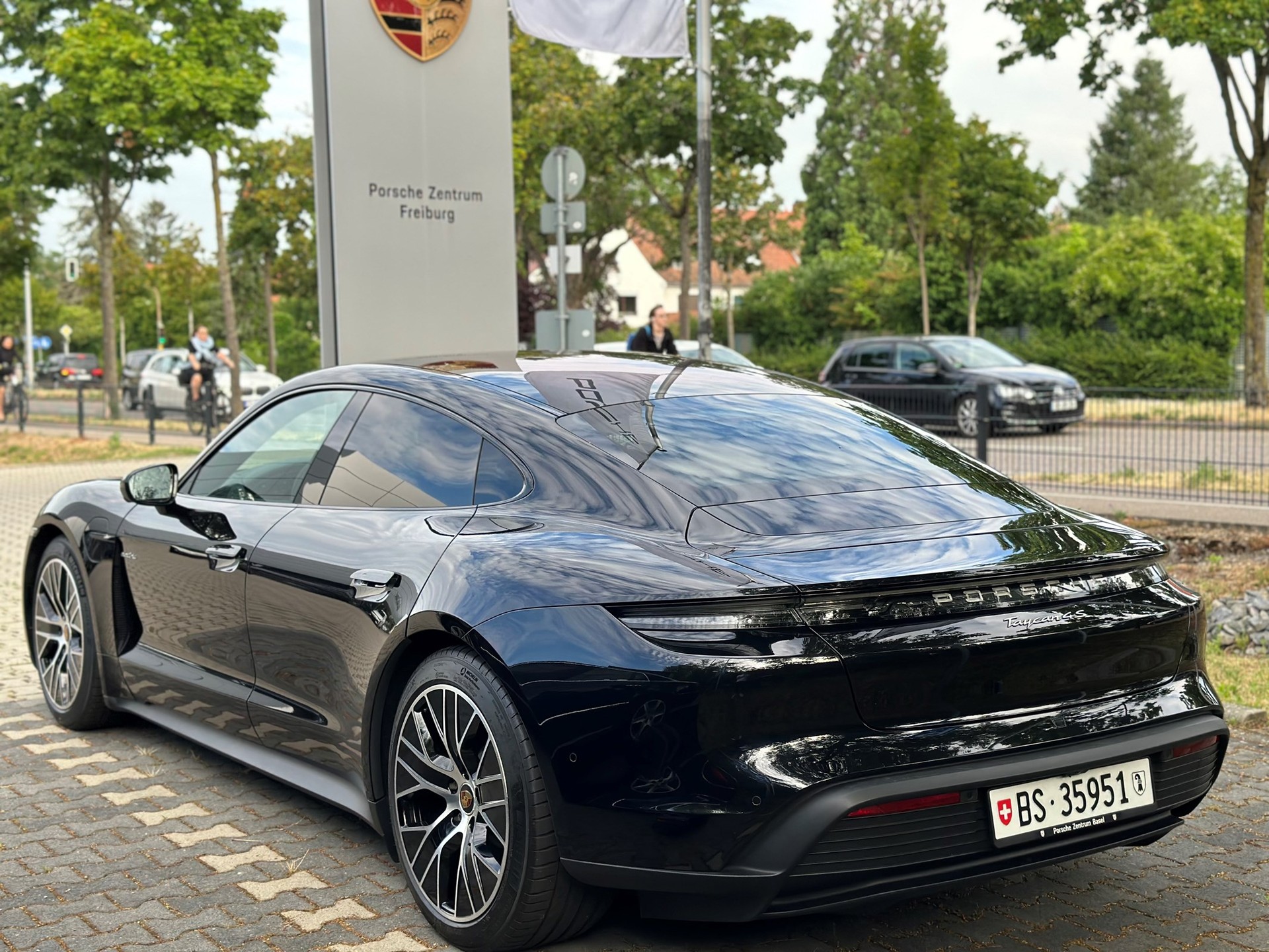 PORSCHE Taycan 4S