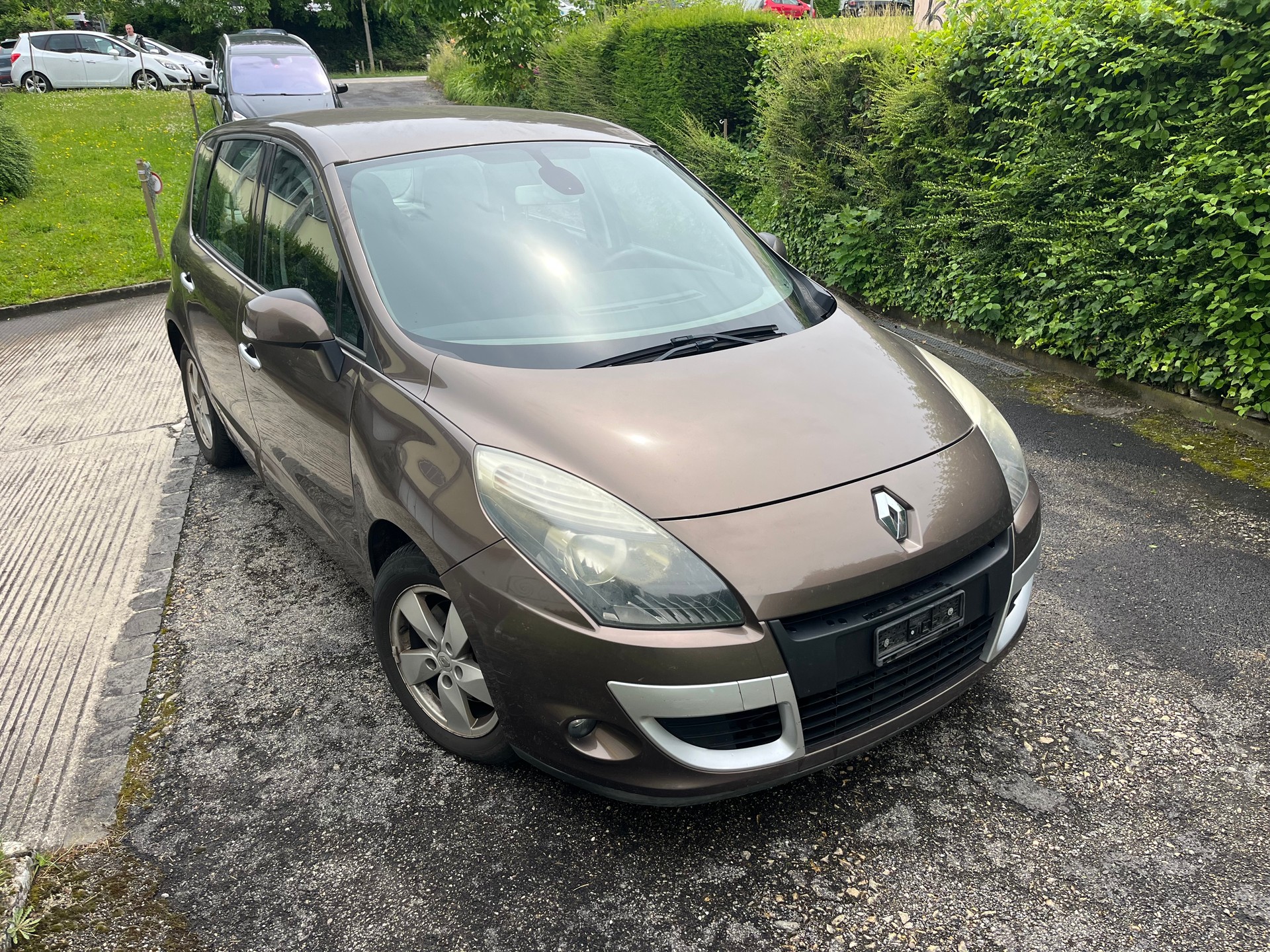 RENAULT Scénic 1.4 16V Turbo Dynamique