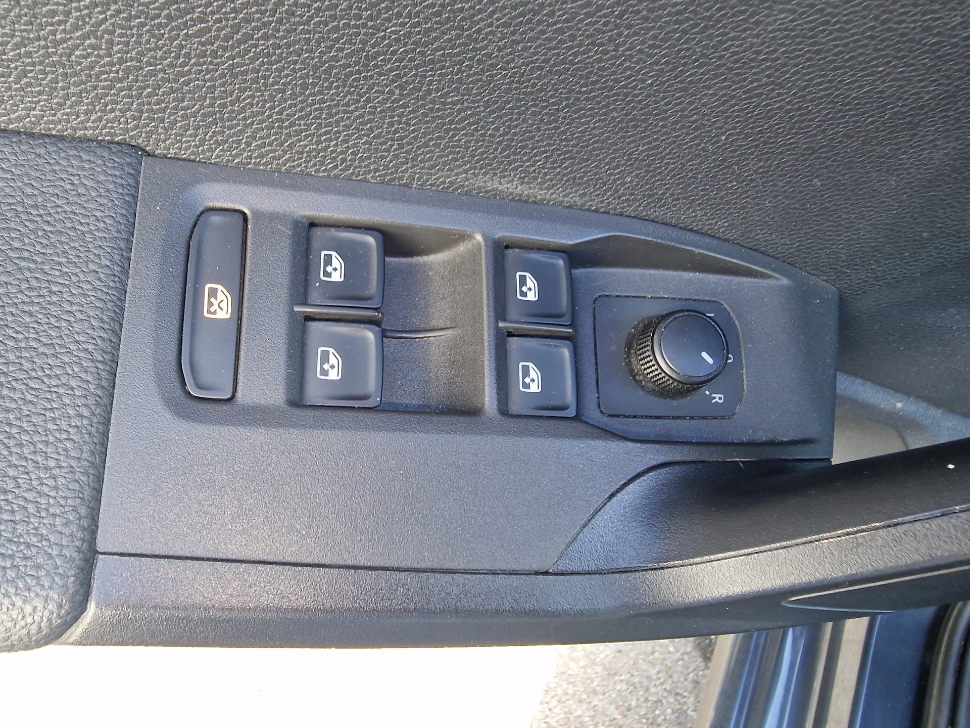 SEAT Ibiza 1.0 EcoTSI Reference-image-11