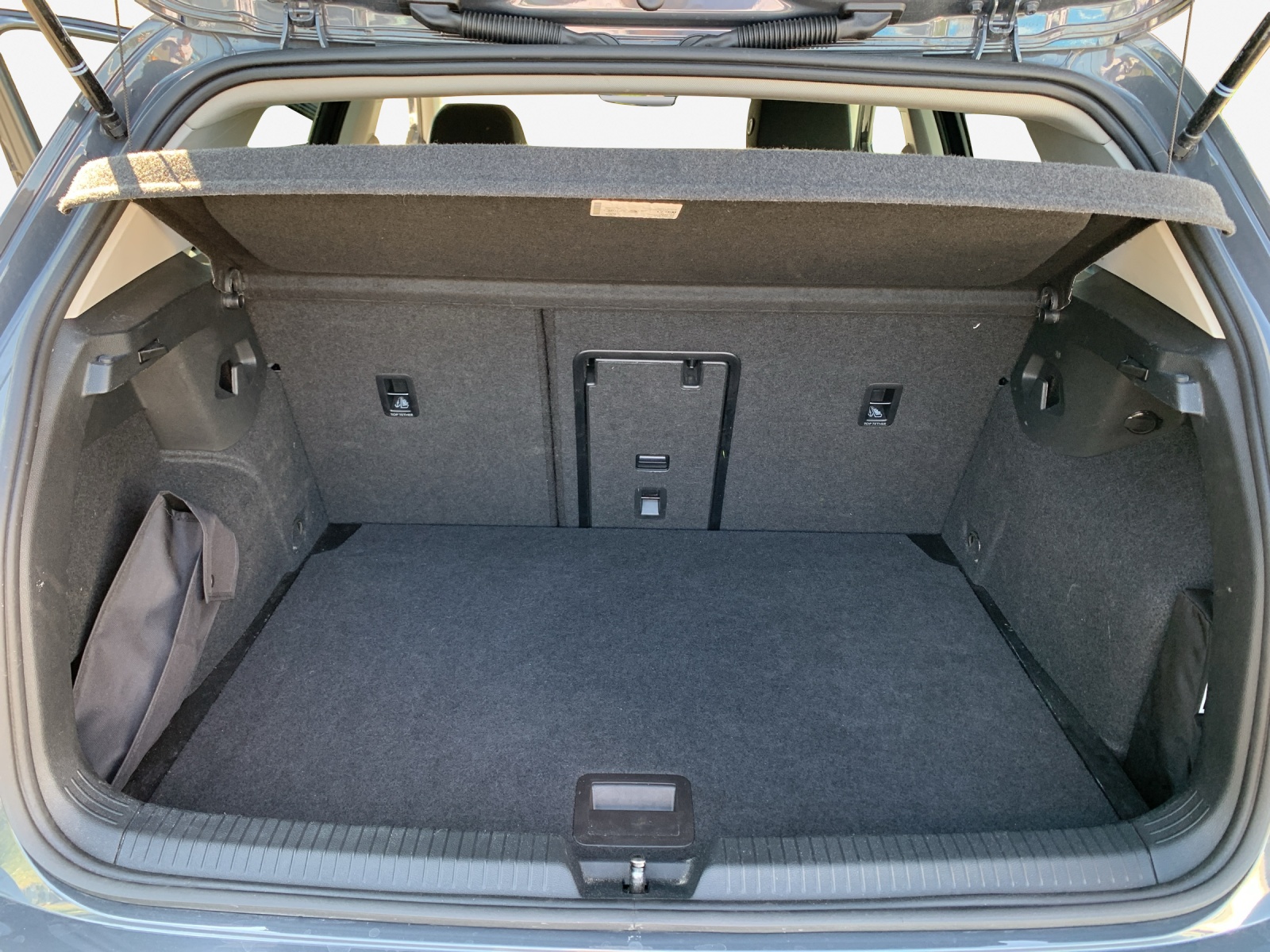 VW Golf 1.5 eTSI mHEV ACT Style DSG-image-12