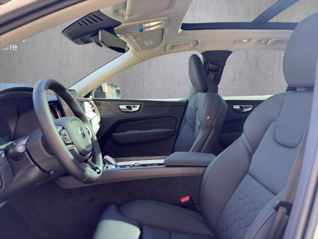 Image VOLVO XC60 XC60 2.0 T8 TE Ultra Dark eAWD