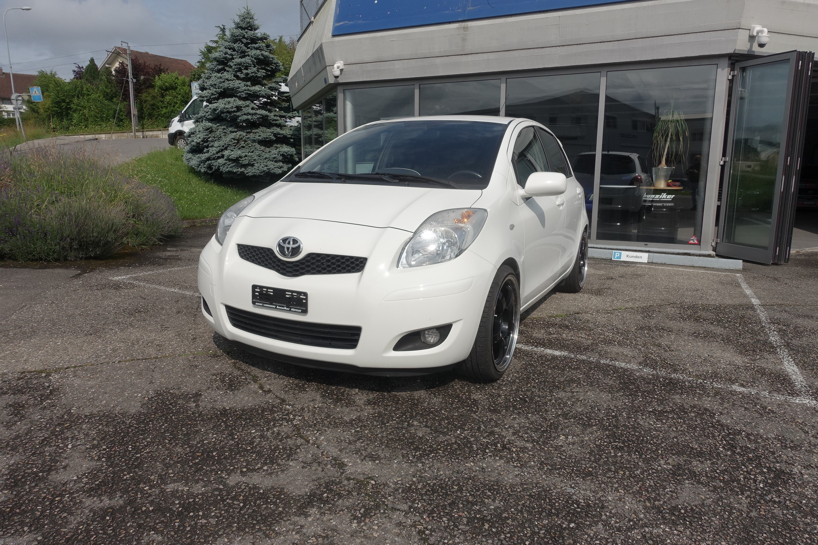 TOYOTA Yaris 1.33 Linea Luna (Kleinwagen)