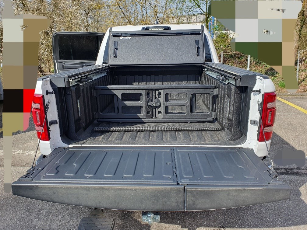 DODGE Ram 1500 5.7l V8 HEMI eTourque 4x4 Crew Cab Limited-image-9