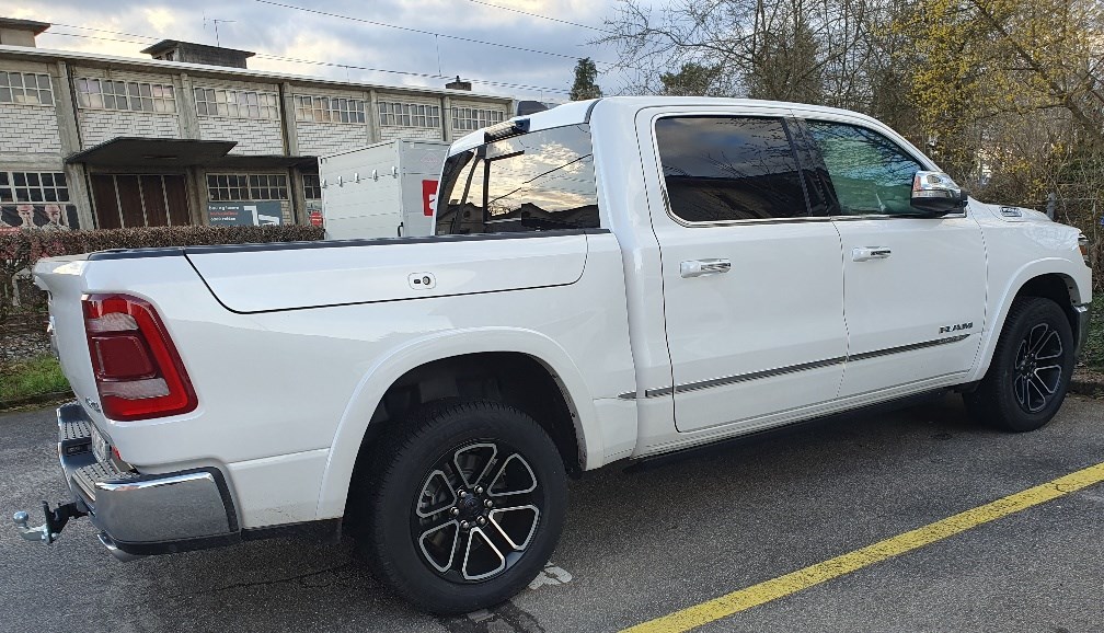 DODGE Ram 1500 5.7l V8 HEMI eTourque 4x4 Crew Cab Limited-image-5