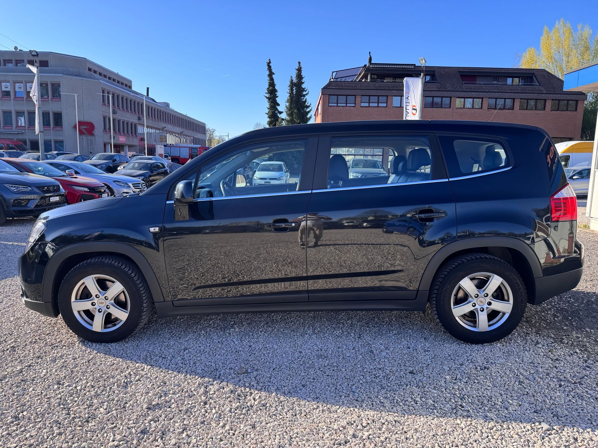 CHEVROLET Orlando 2.0 VCDi LTZ Automatic-showroom-element-2
