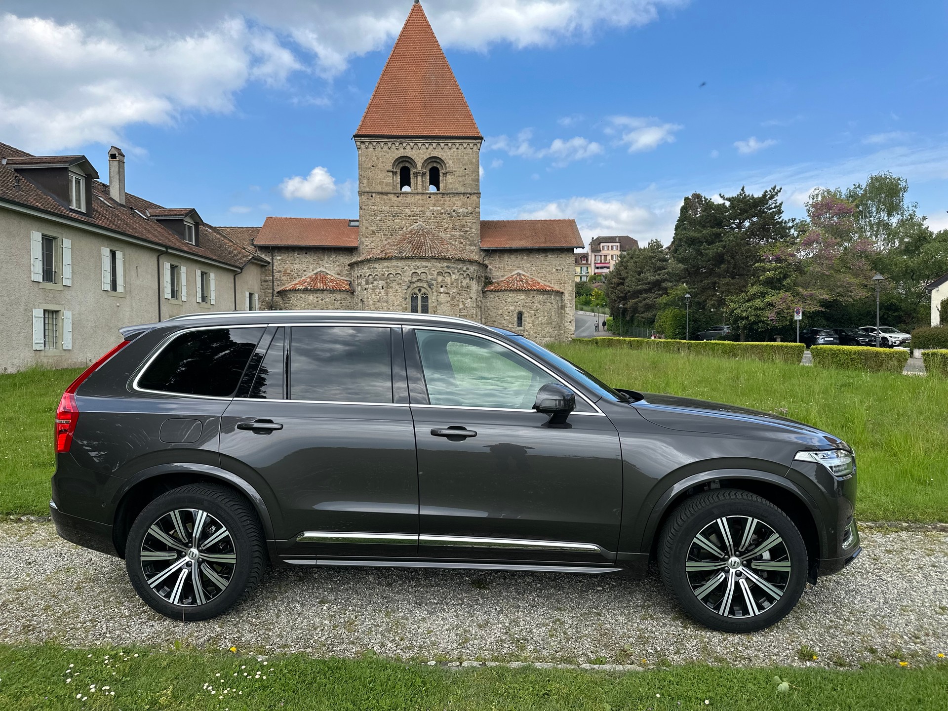 VOLVO XC90 B5 Benzin Mild Hybrid AWD Plus Bright Geartronic-showroom-element-1