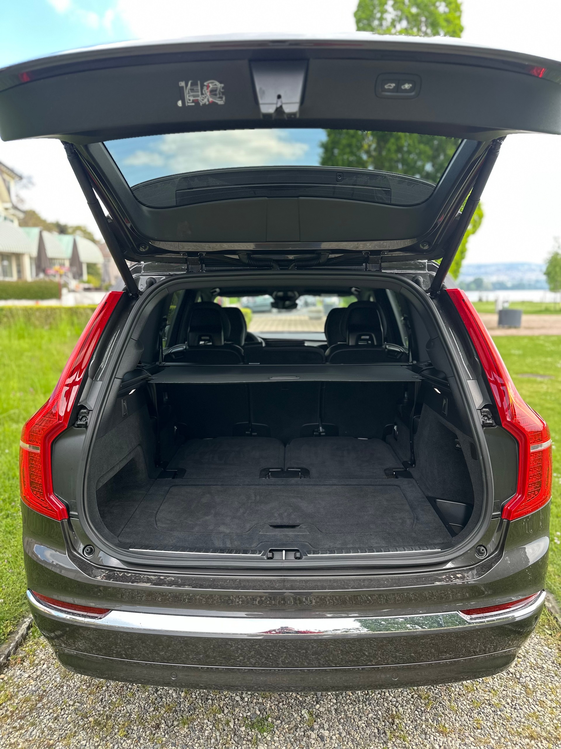 VOLVO XC90 B5 Benzin Mild Hybrid AWD Plus Bright Geartronic-image-8