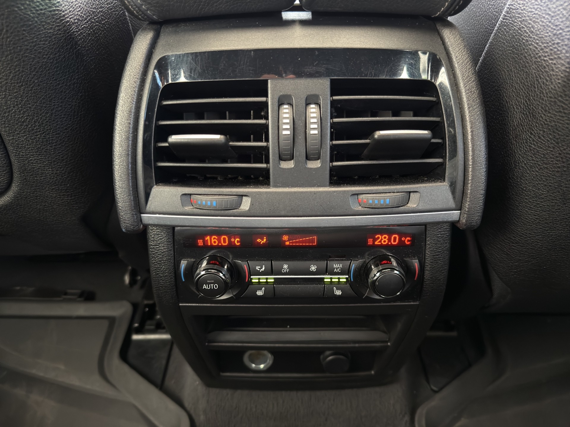 BMW X6 M50d Steptronic-image-16