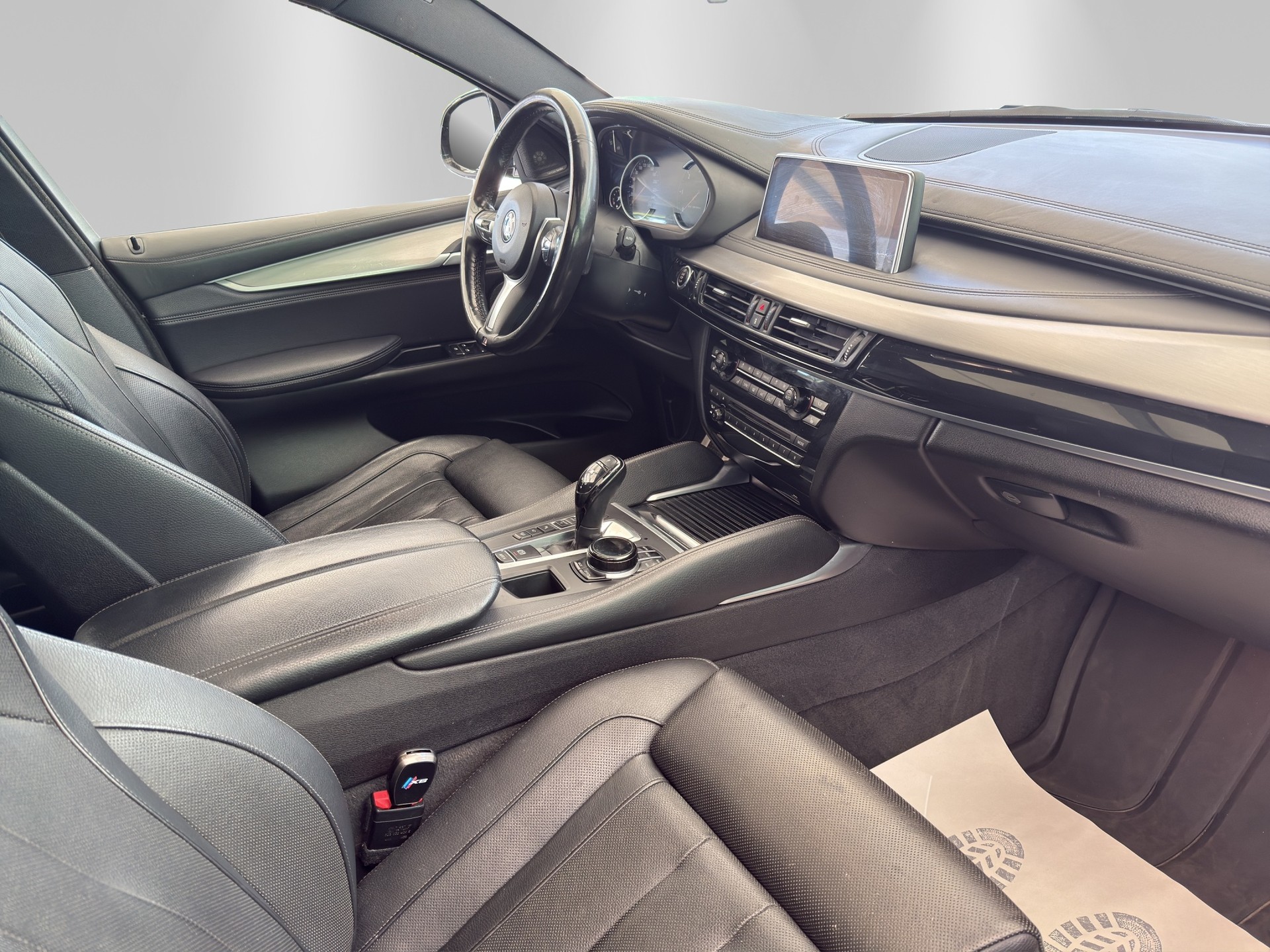 BMW X6 M50d Steptronic-image-14