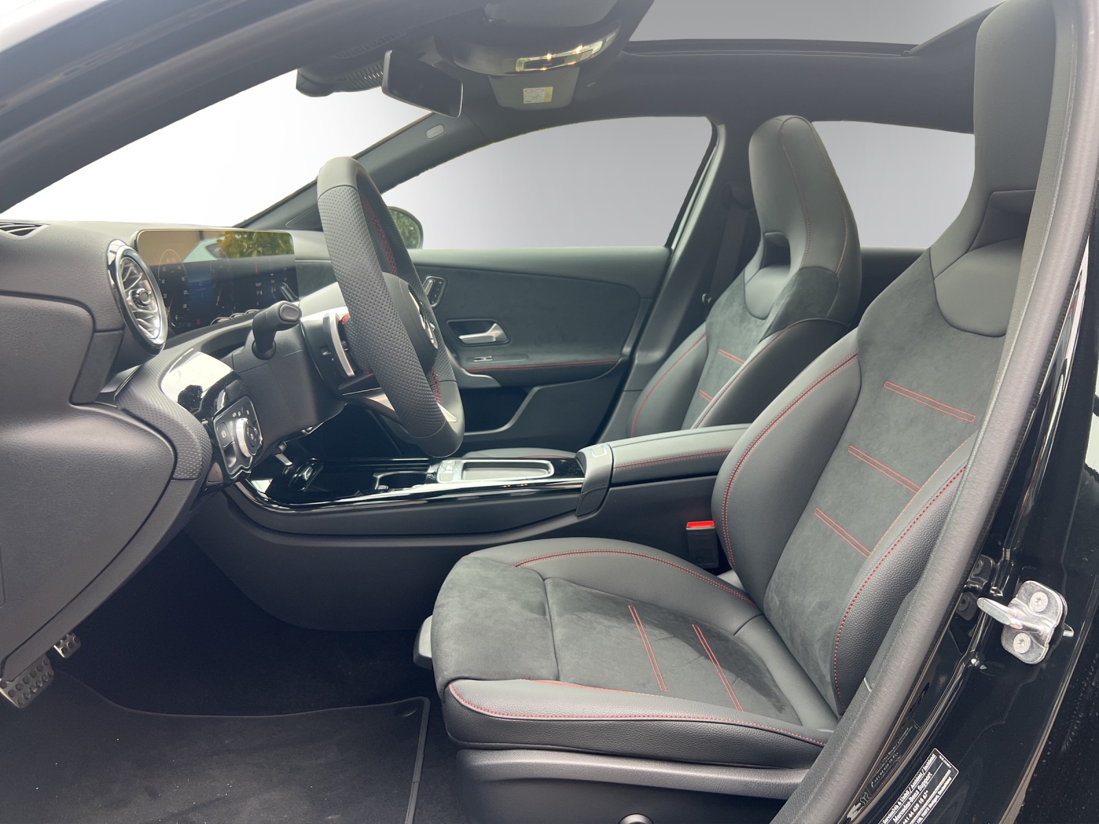 Image MERCEDES-BENZ A-250 A 250 4Matic 8G-DCT