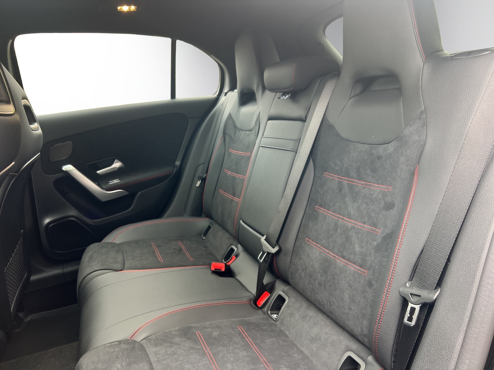 Image MERCEDES-BENZ A-250 A 250 4Matic 8G-DCT