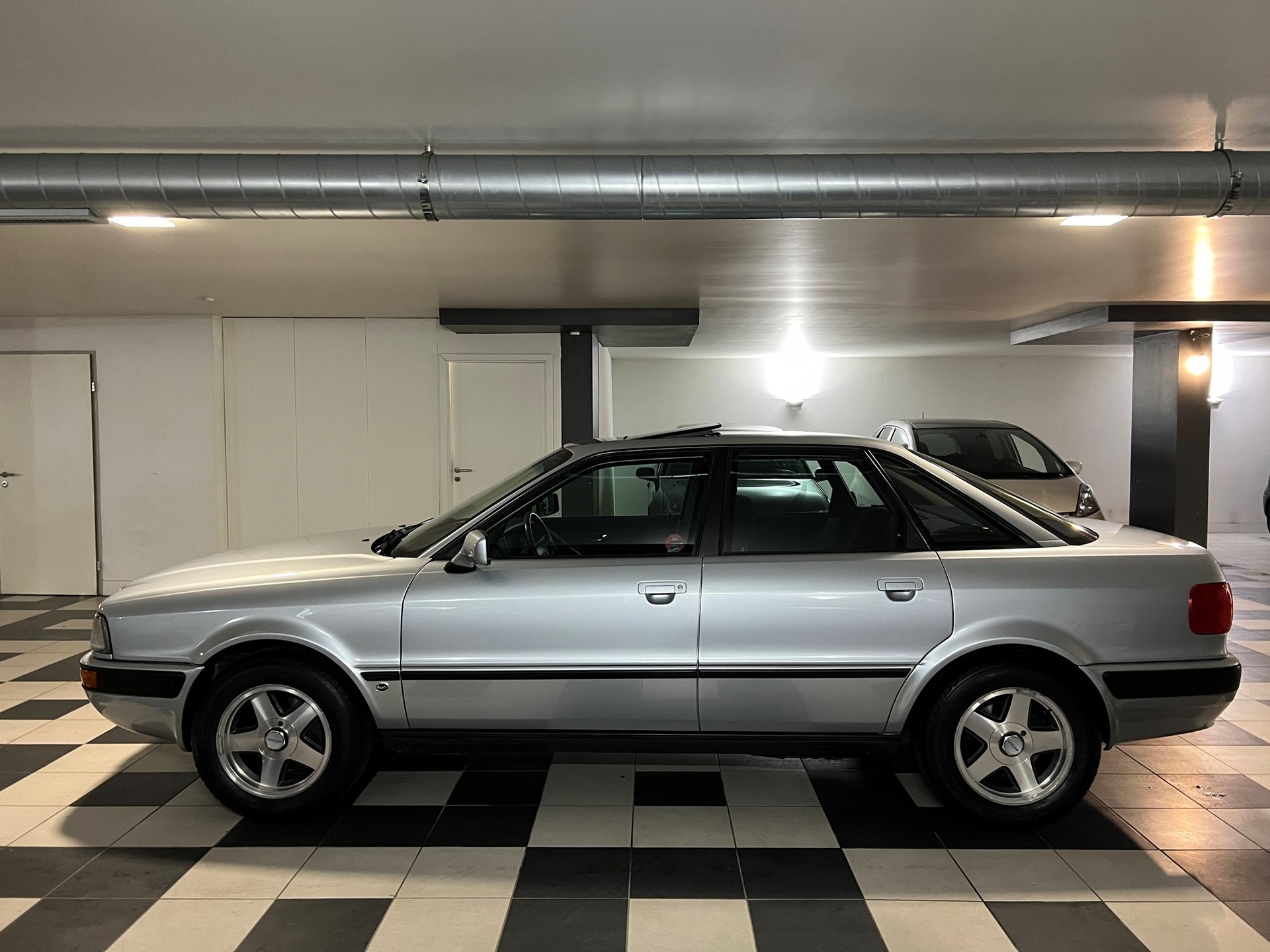 AUDI 80 2.8 E V6-showroom-element-1