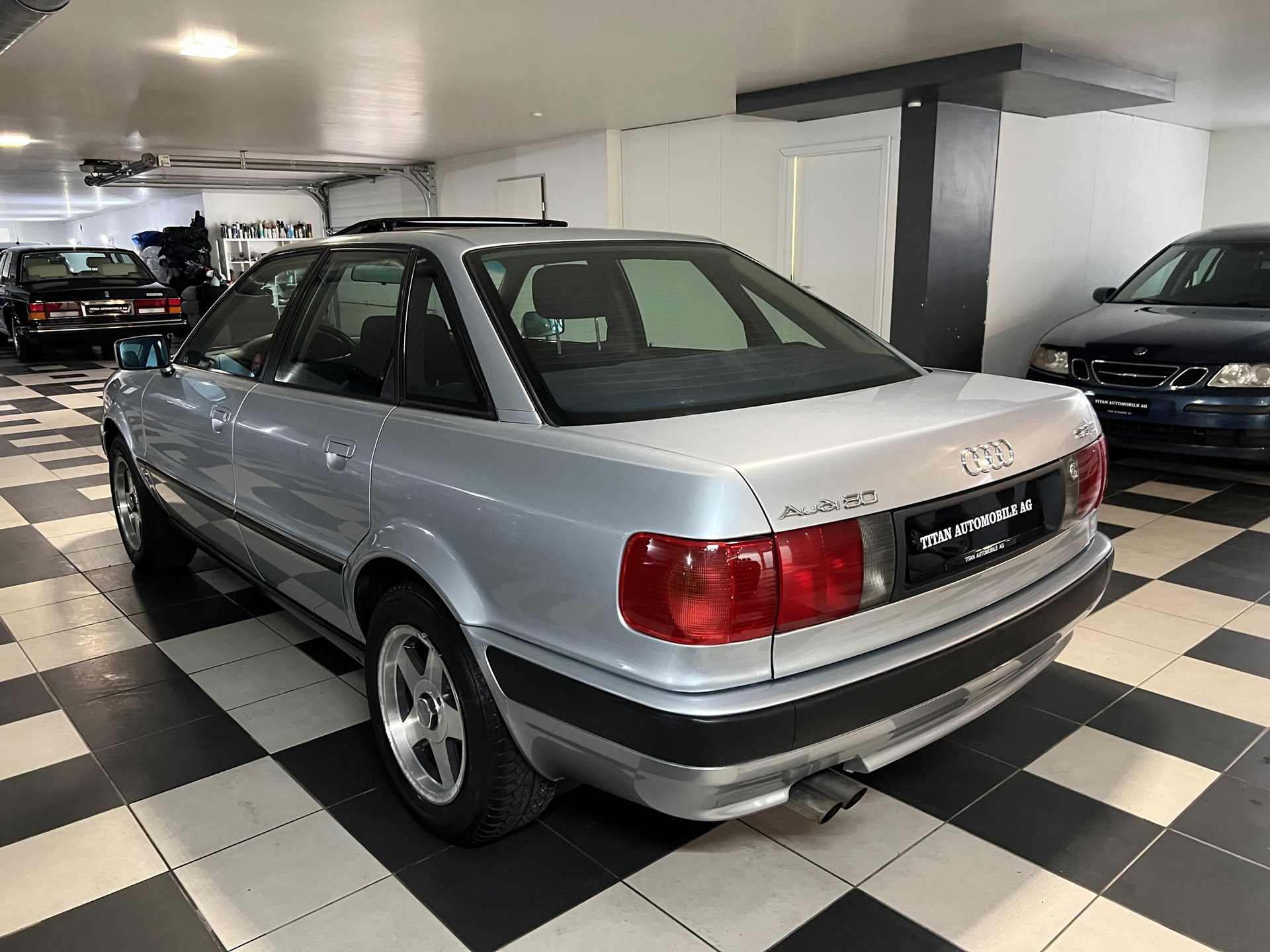 AUDI 80 2.8 E V6-showroom-element-2