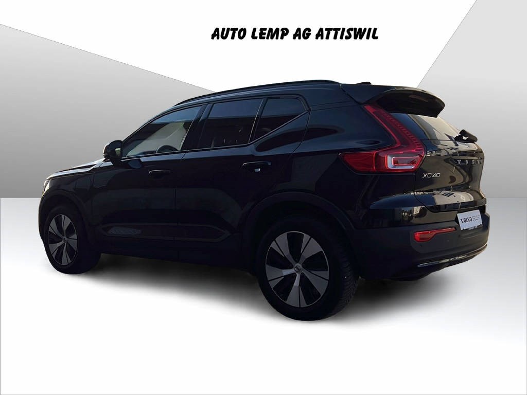 VOLVO XC40 1.5 T4 PiH Plus Dark-showroom-element-2